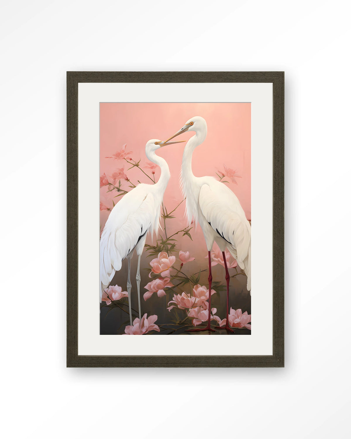 Pink Love Birds – twee witte kraanvogels met roze bloemen – Art print – Hout donkerbruin + passe-partout
