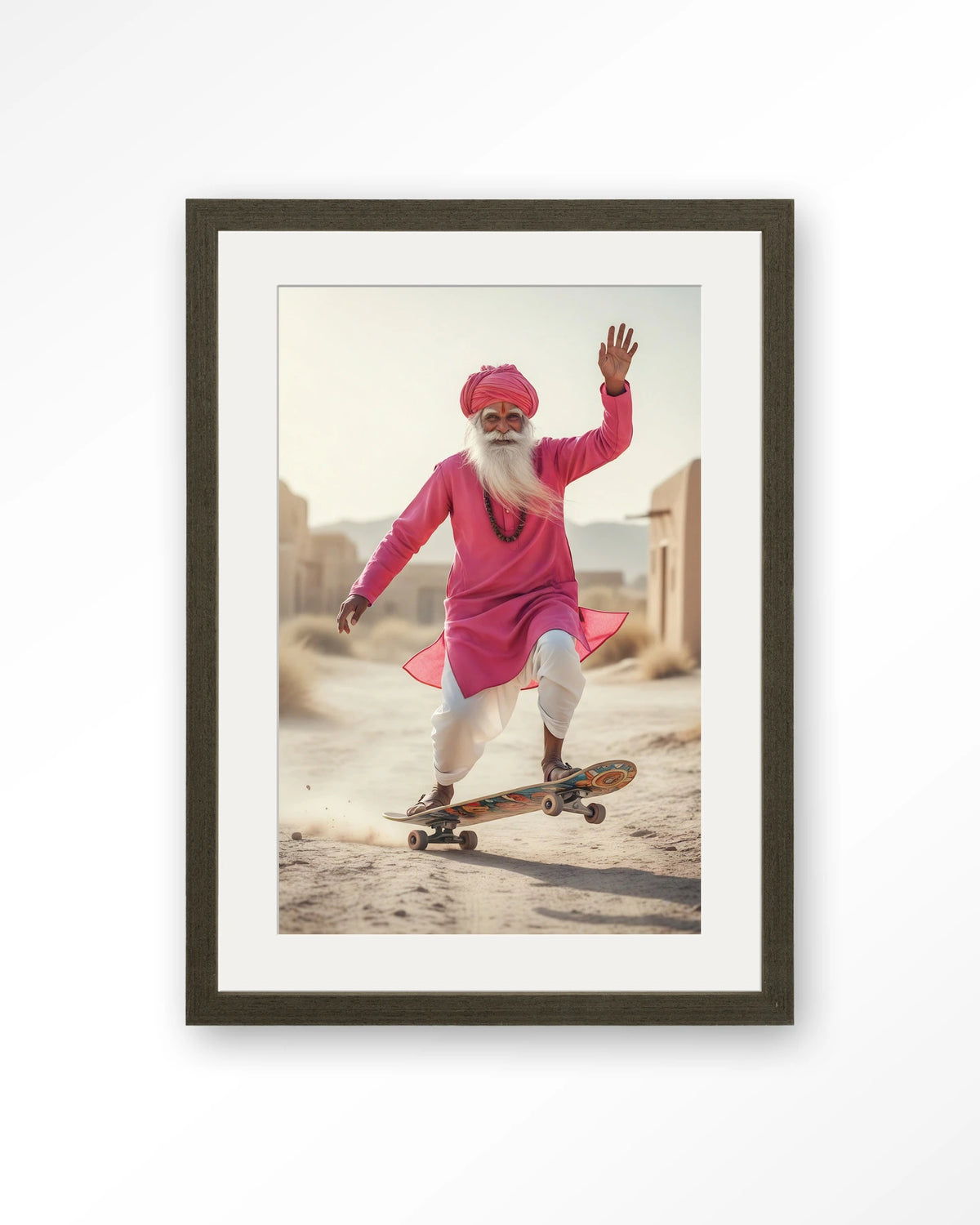 Skating Glory – man op skateboard in roze – Art print – Hout donkerbruin + passe-partout