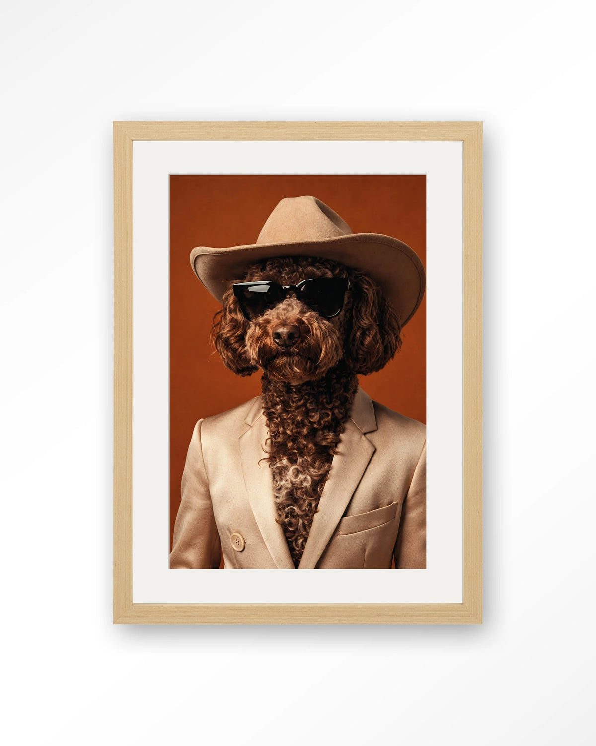 Billy – hond met cowboyhoed – Art print – Hout naturel + passe-partout