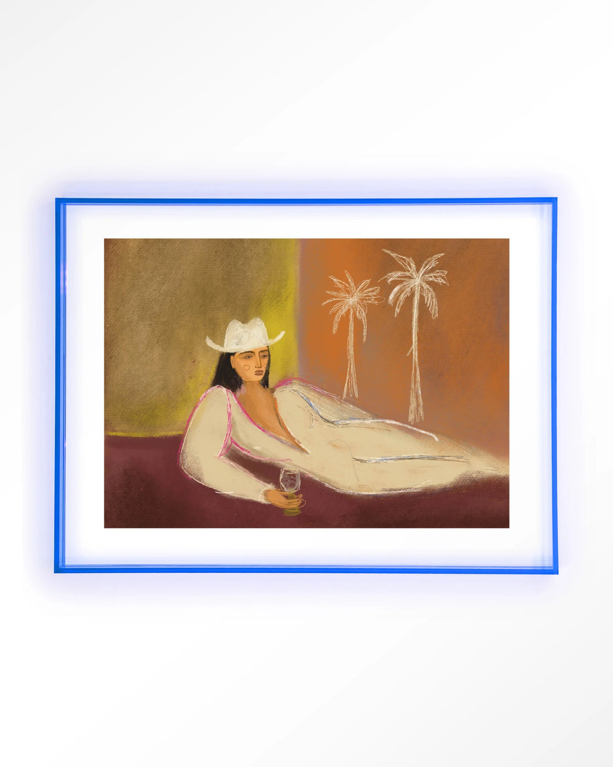 Relaxing Day – vrouw met hoed liggend bij palmbomen – Art print – Acryl lichtblauw