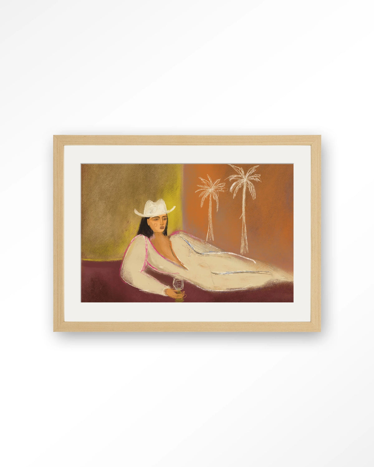 Relaxing Day – vrouw met hoed liggend bij palmbomen – Art print – Hout naturel + passe-partout