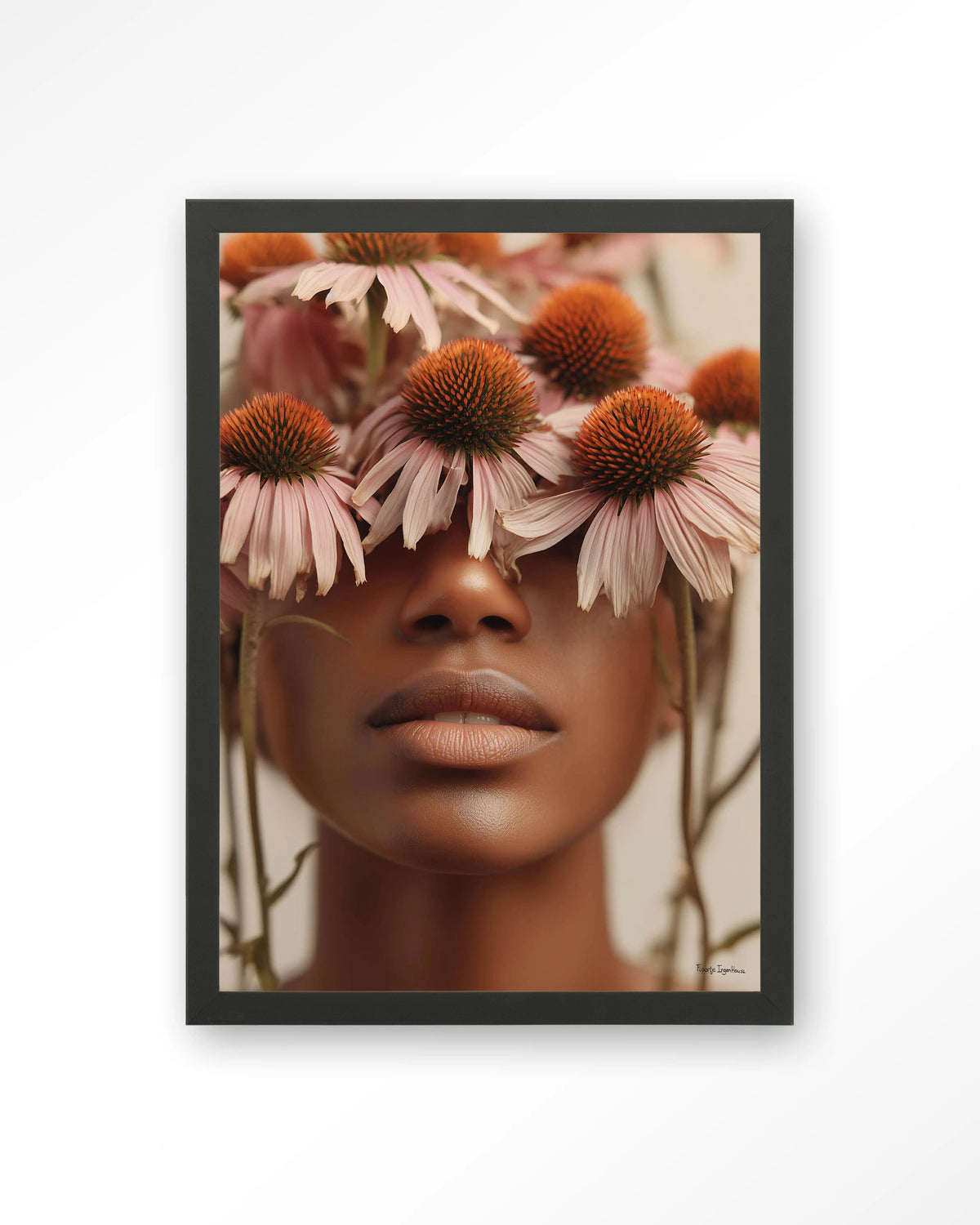 Coneflower – vrouw met bloemen voor ogen – Art print – Hout zwart