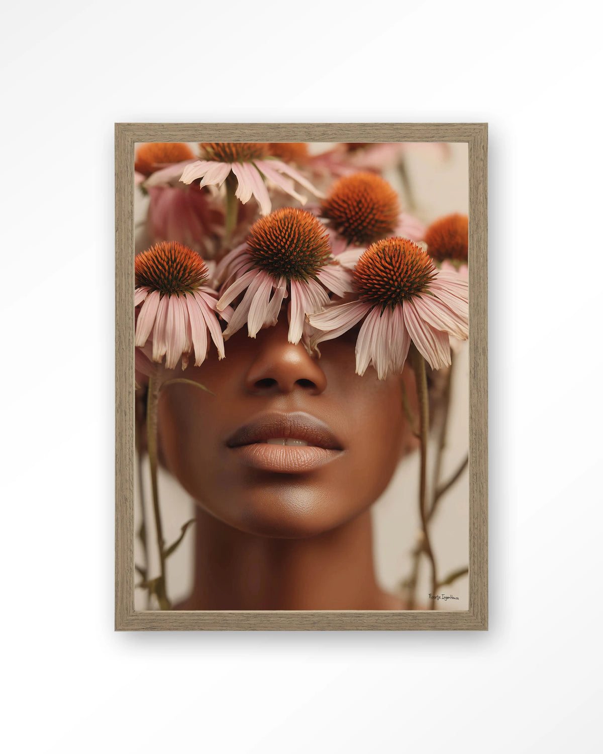 Coneflower – vrouw met bloemen voor ogen – Art print – Hout bruin
