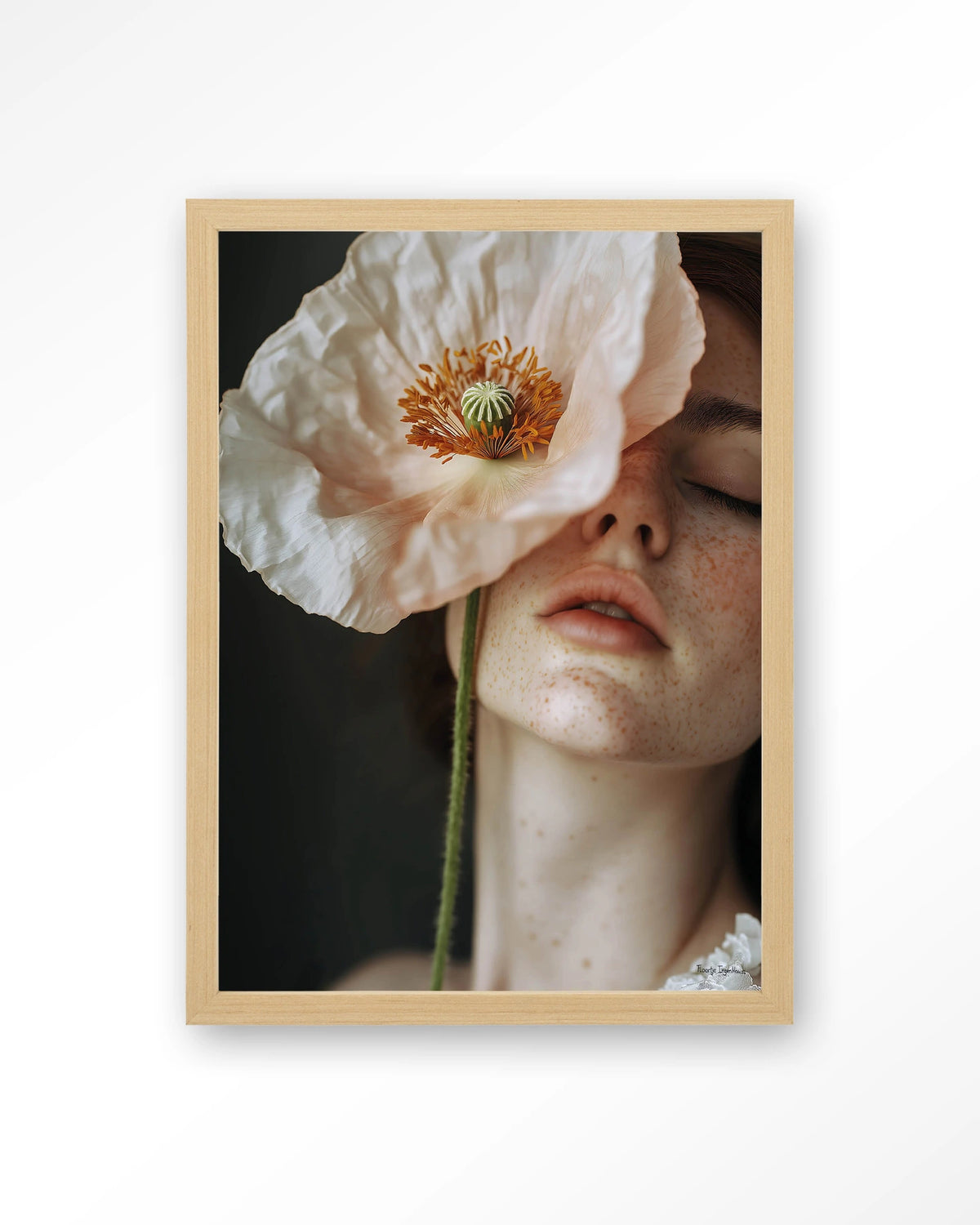 Poppy Flower – vrouw met klaproos – Art print – Hout naturel