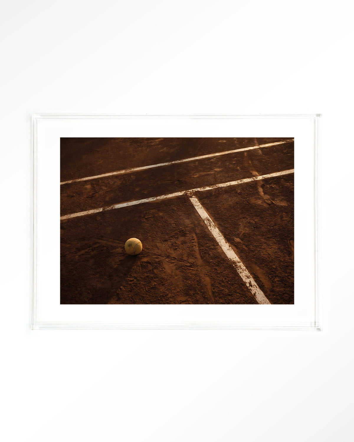 Quiet Court – tennisbaan met tennisbal – Art print – Acryl doorzichtig