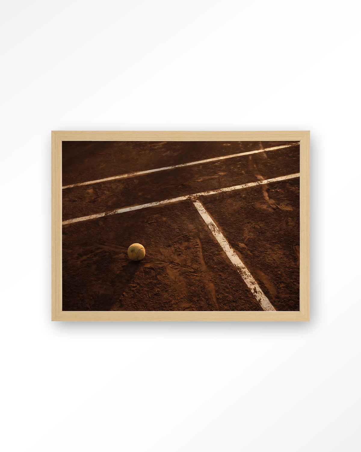 Quiet Court – tennisbaan met tennisbal – Art print – Hout naturel