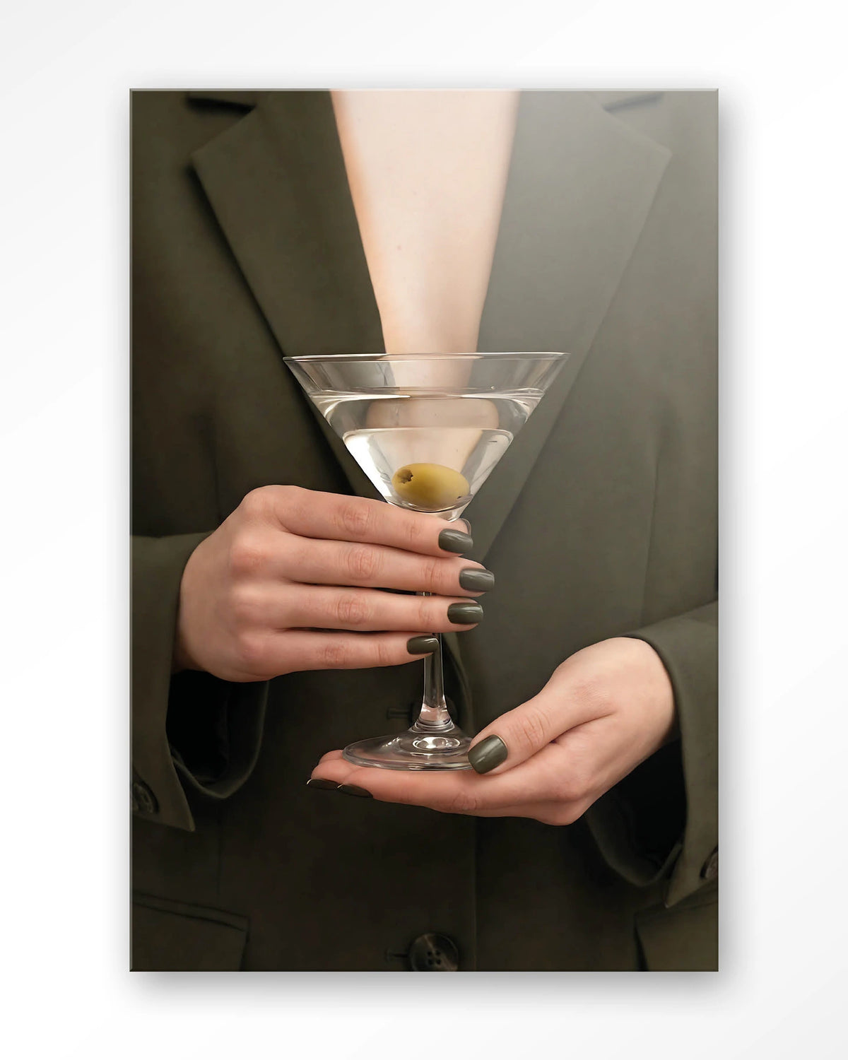 Classic Martini – martini met olijf – Glasschilderij