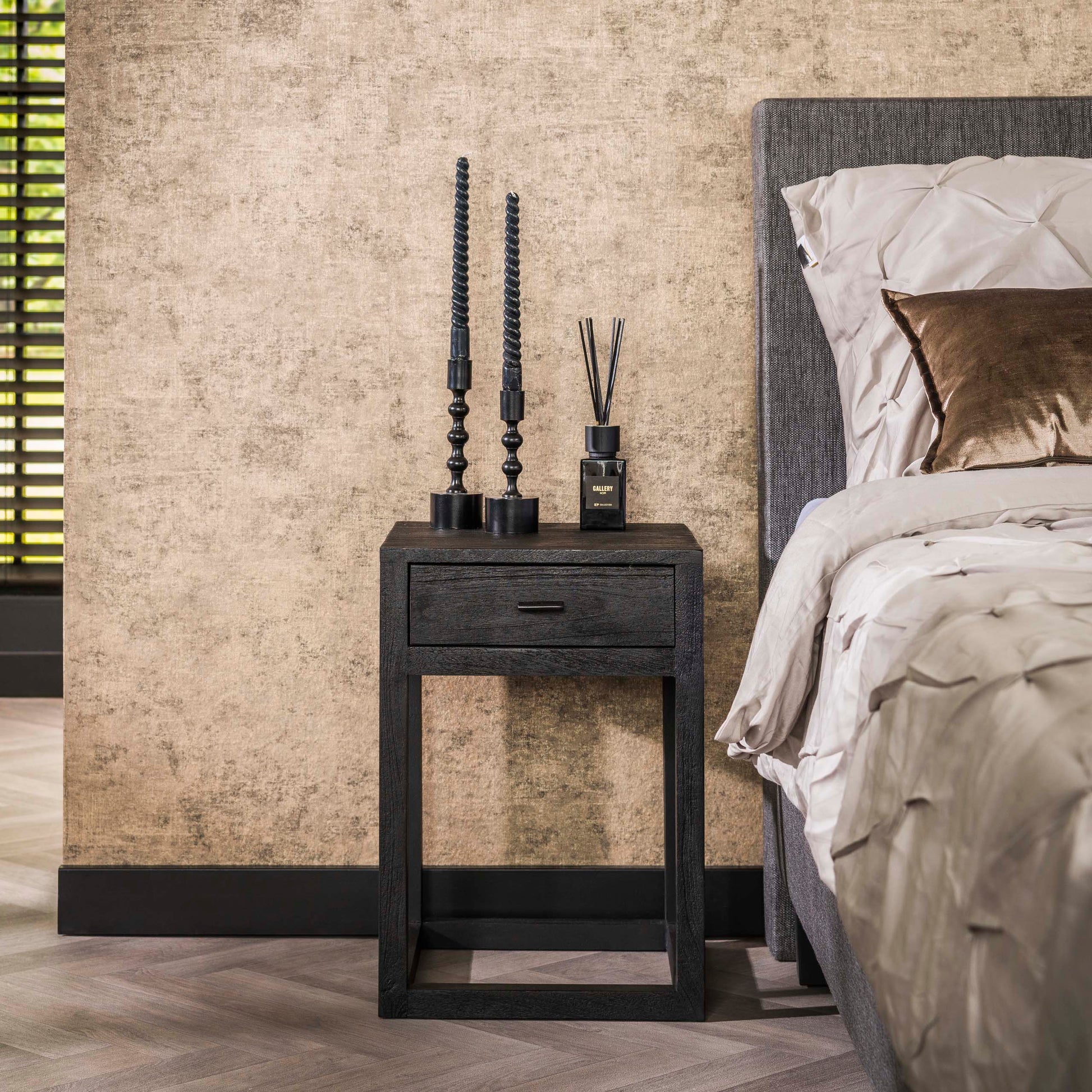 Nachtkastje Black Square 1 lade / Massief acacia zwart