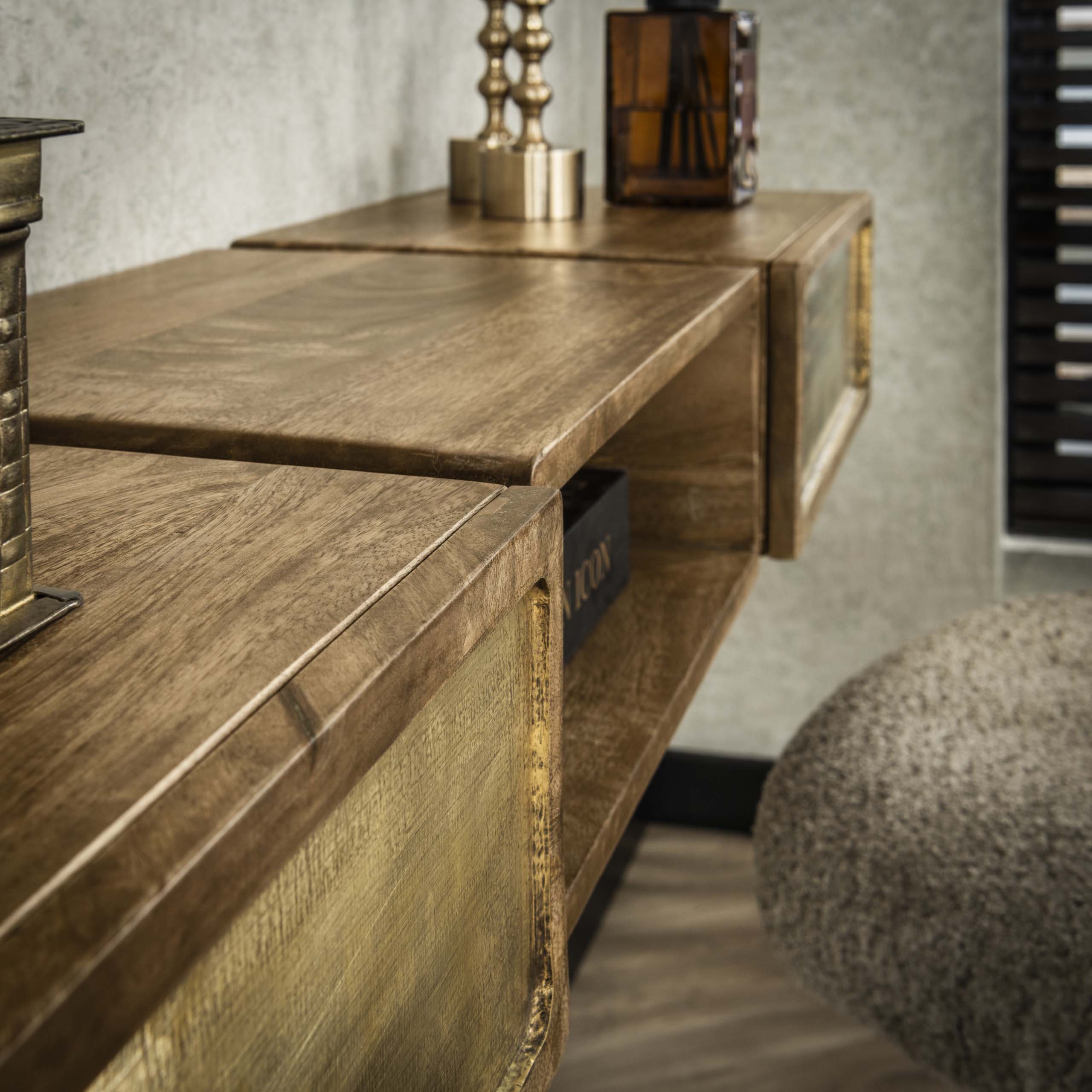Kaptafel Brass 2 Lades Massief Mango Zand