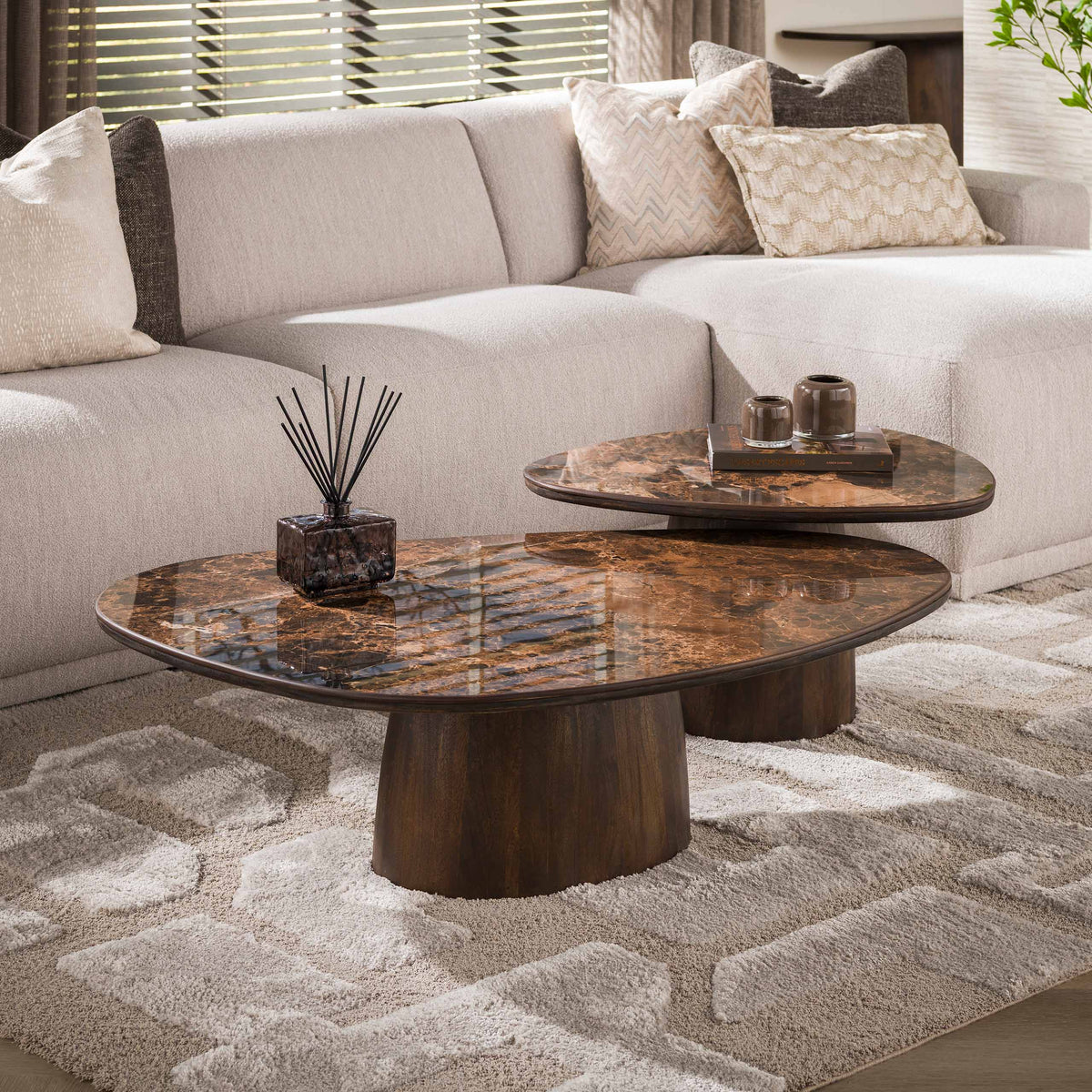 Salontafel Empera driehoekig set van 2 / Keramiek dark emperador