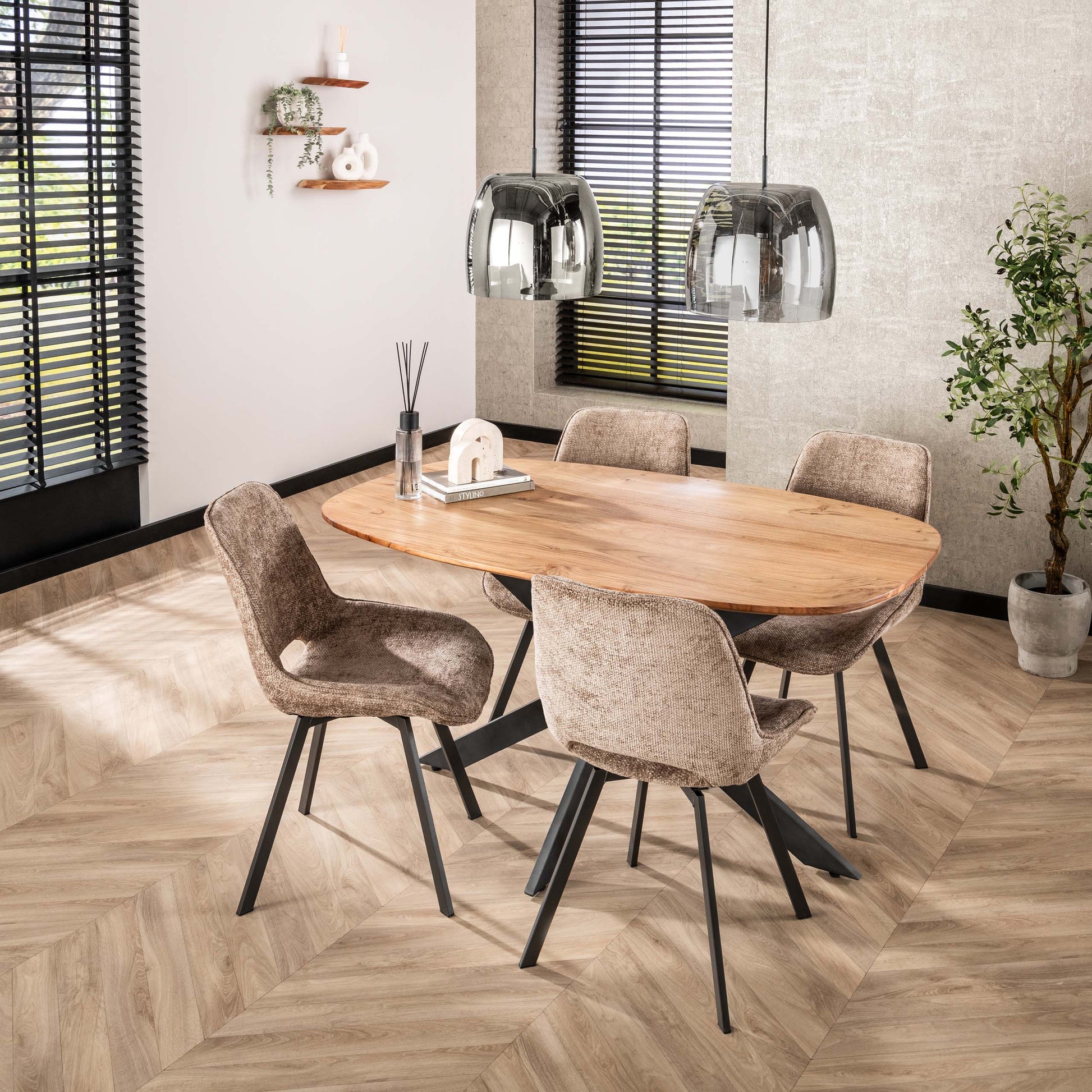 Eettafel Arhus Solid deens ovaal 150cm / Massief acacia
