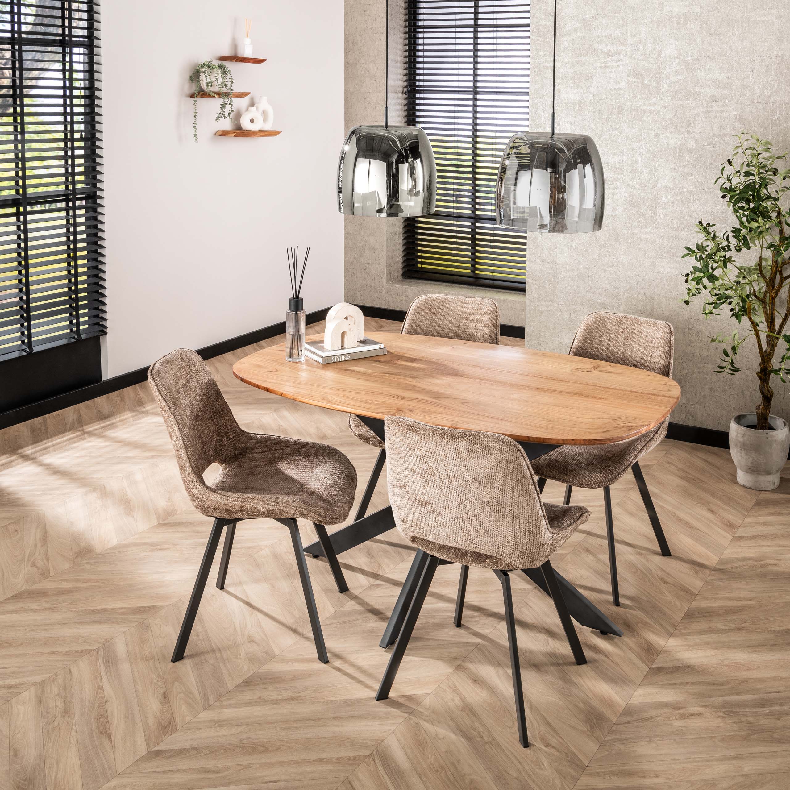Eettafel Arhus Solid deens ovaal 150cm / Massief acacia