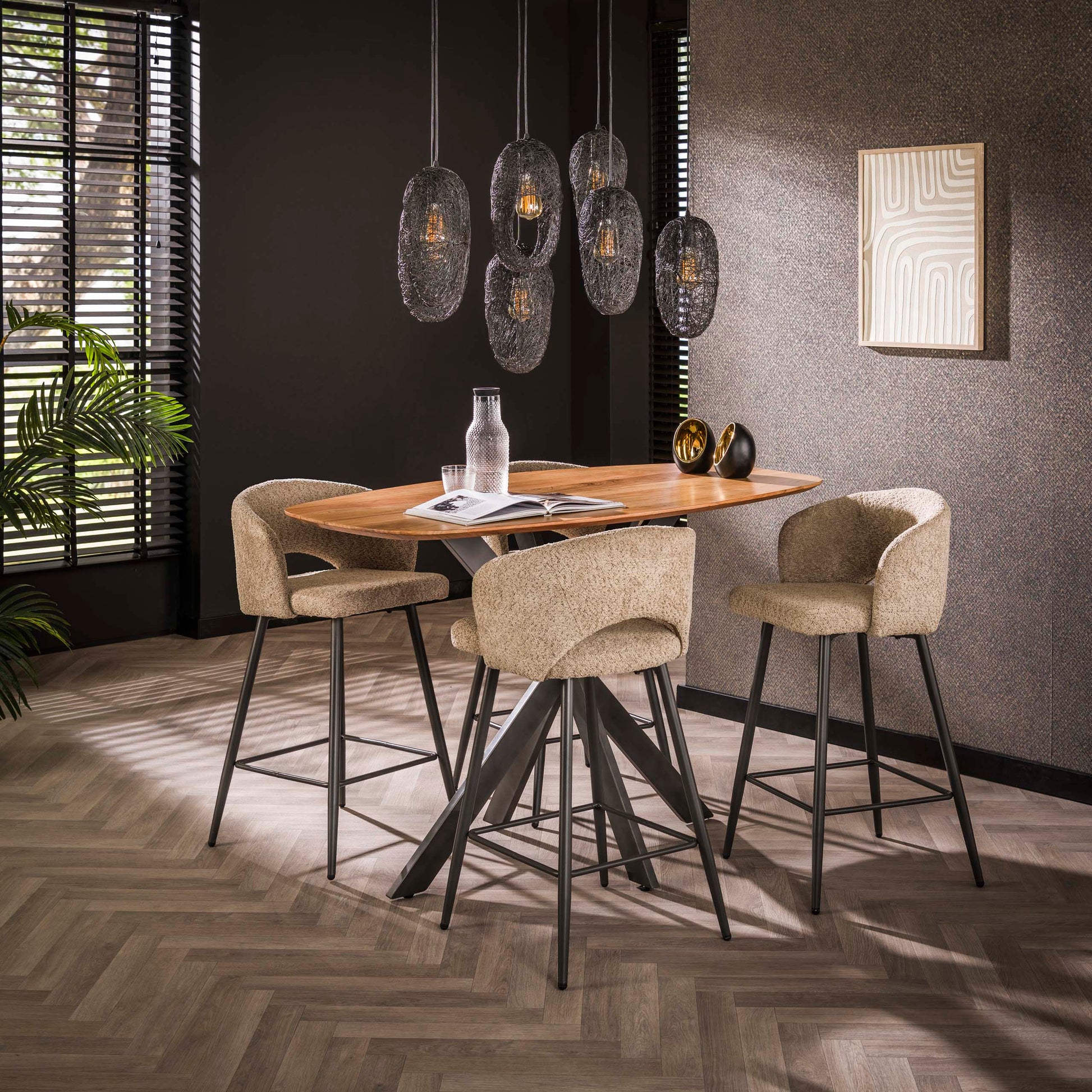 Bartafel Arhus Solid deens ovaal 140cm / Massief acacia