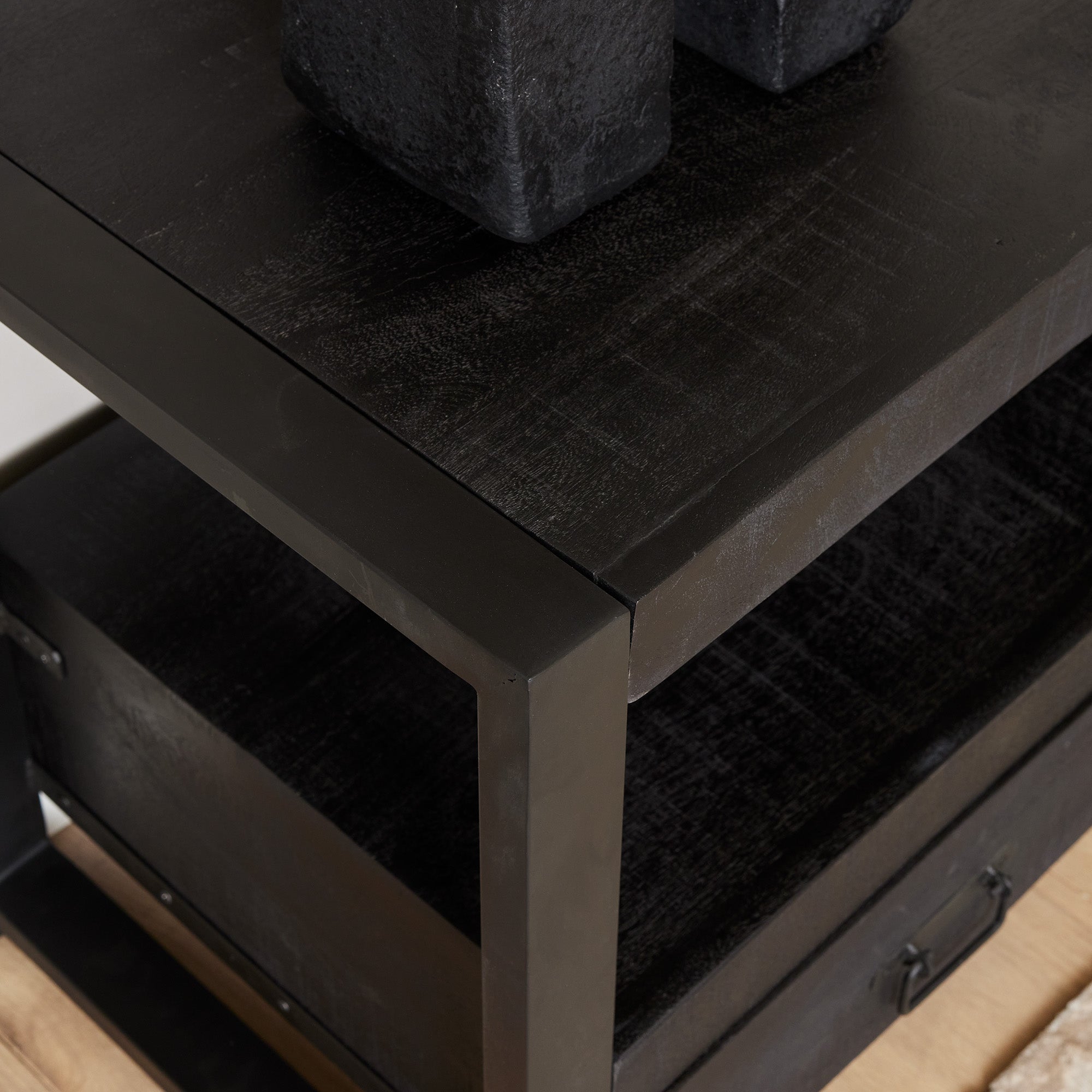 Tv meubel Boaz Zwart Mangohout 150 cm