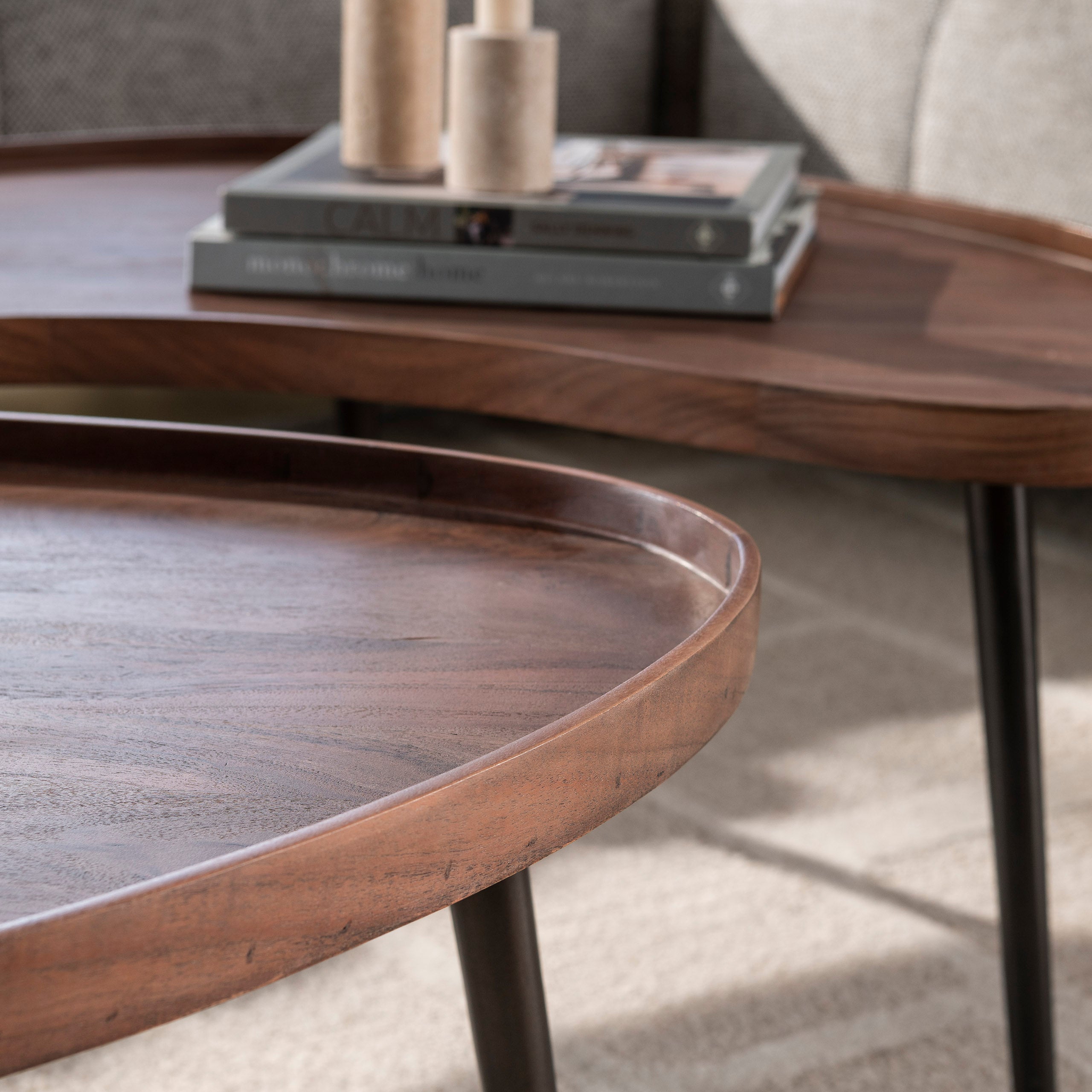 Salontafel Carve Organisch Set Van 2 Massief Acacia Bruin