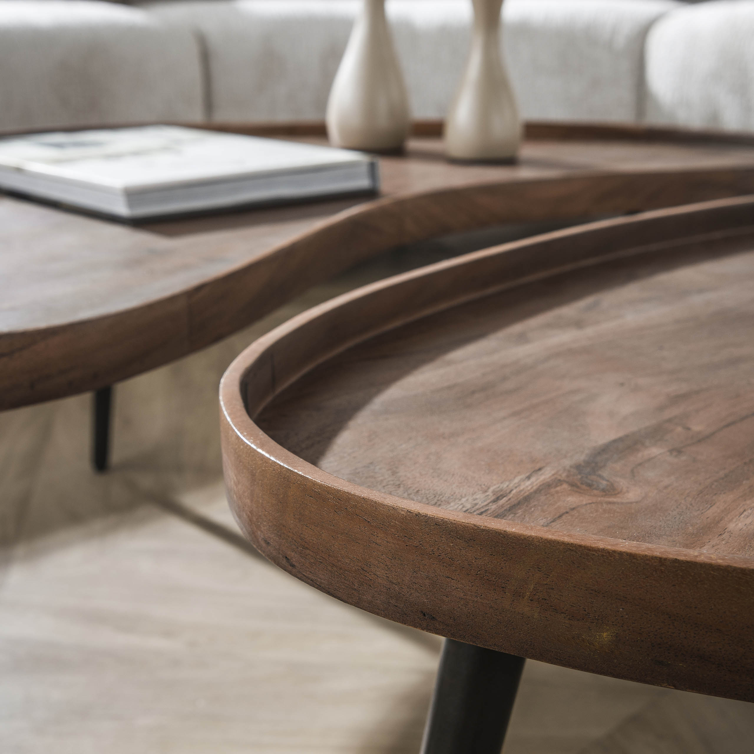Salontafel Carve Organisch Set Van 2 Massief Acacia Bruin