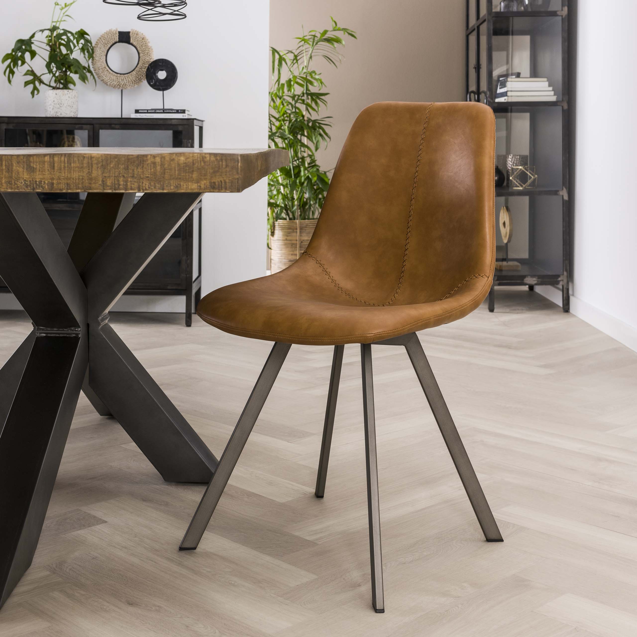 Stoel Zig-Zag verpakt per 4 / Saddle PU cowhide bruin