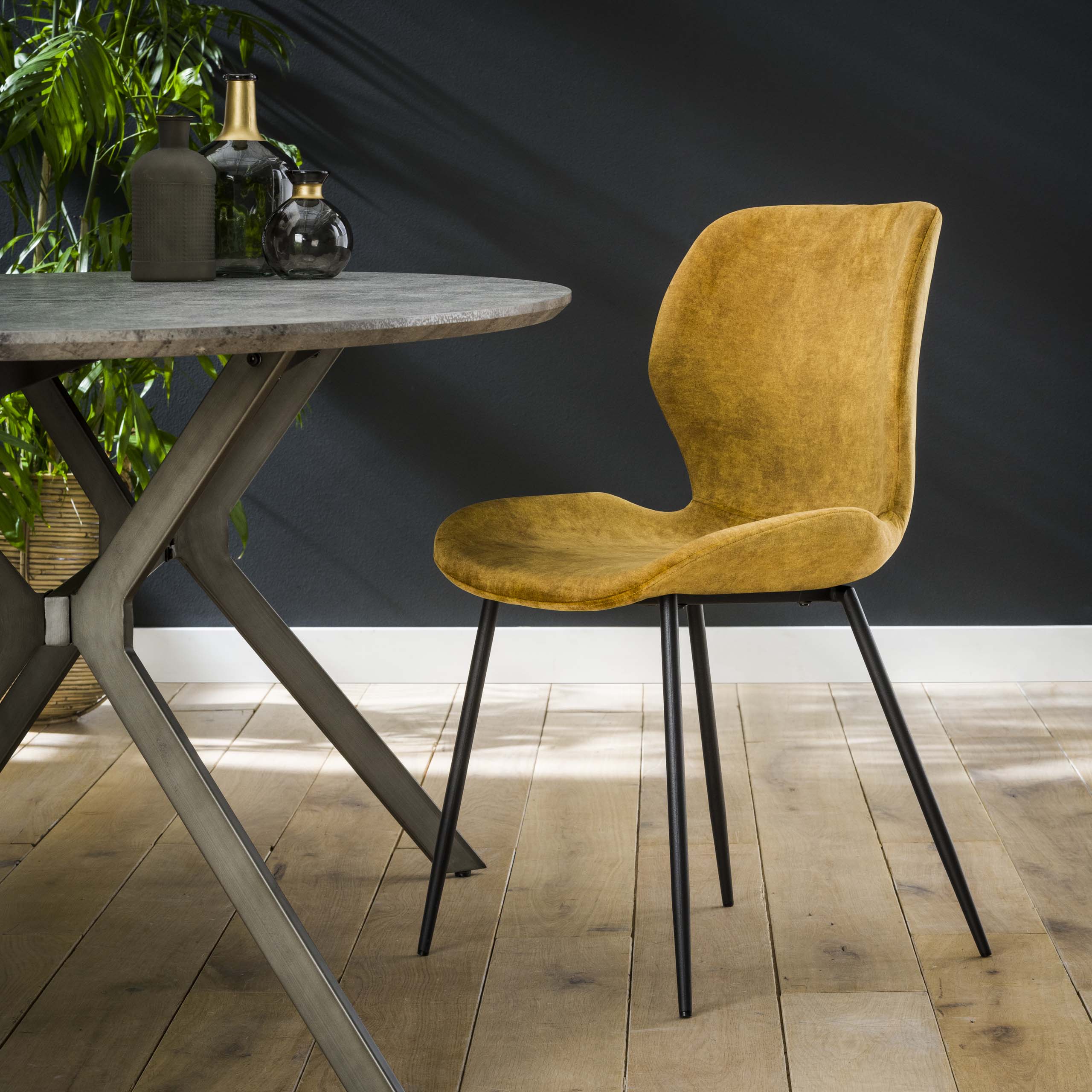 Stoel Rondea verpakt per 4 / Velours goud