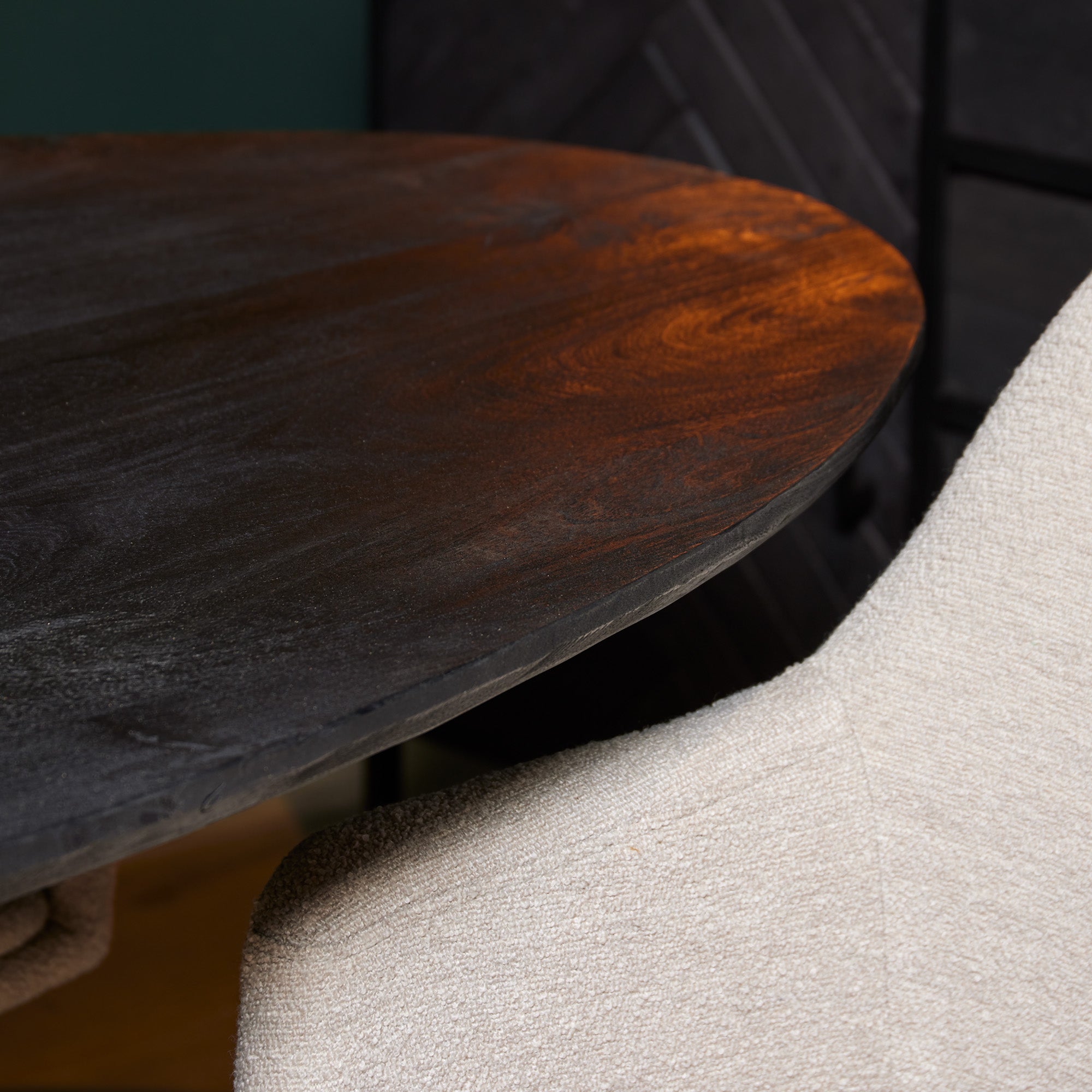 Ovale eettafel New York Zwart Mangohout 160 cm