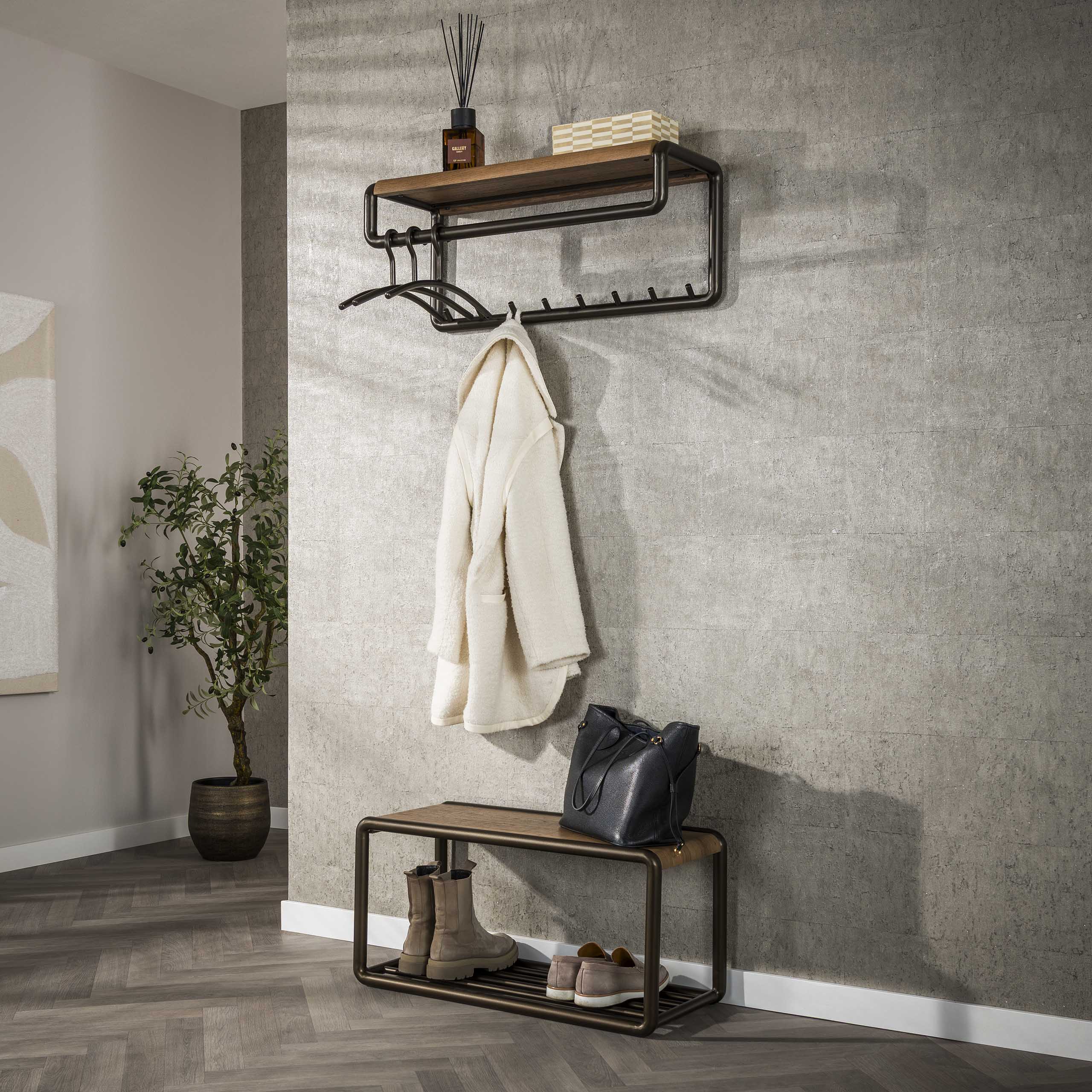 Kapstok Luno roede en hoedenplank 8 haken / Drift brown