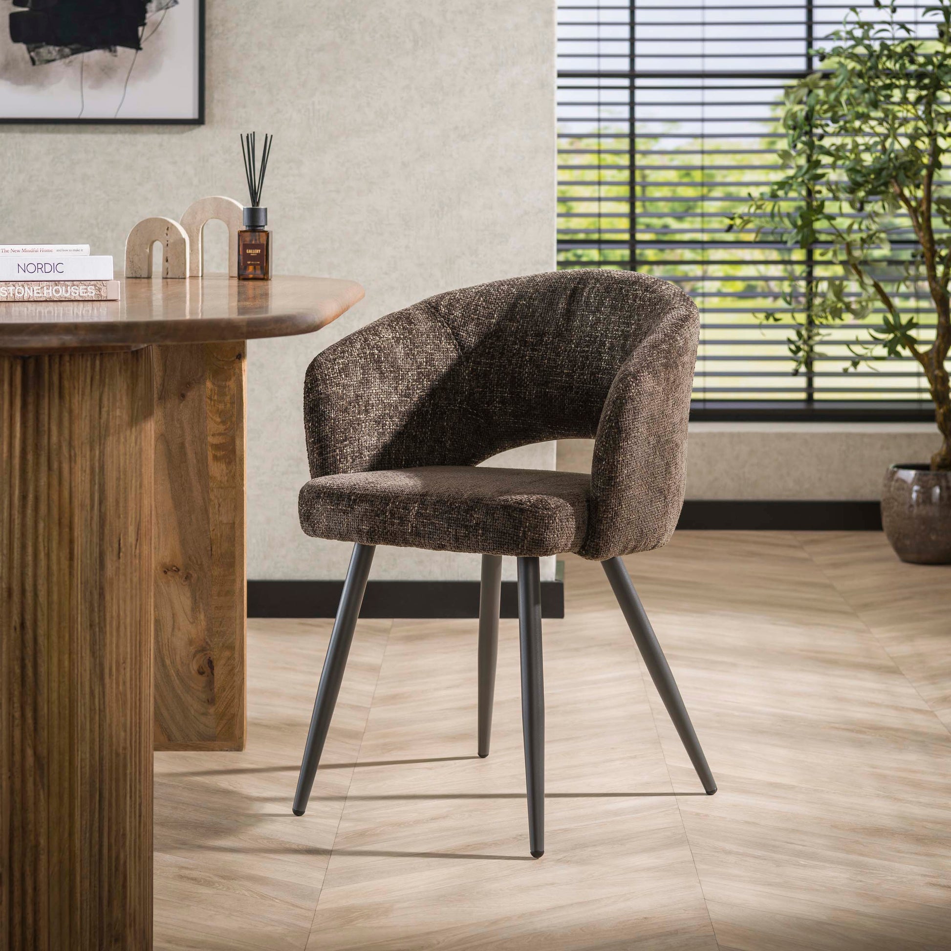 Armstoel Salon verpakt per 2 / Cargo bruin