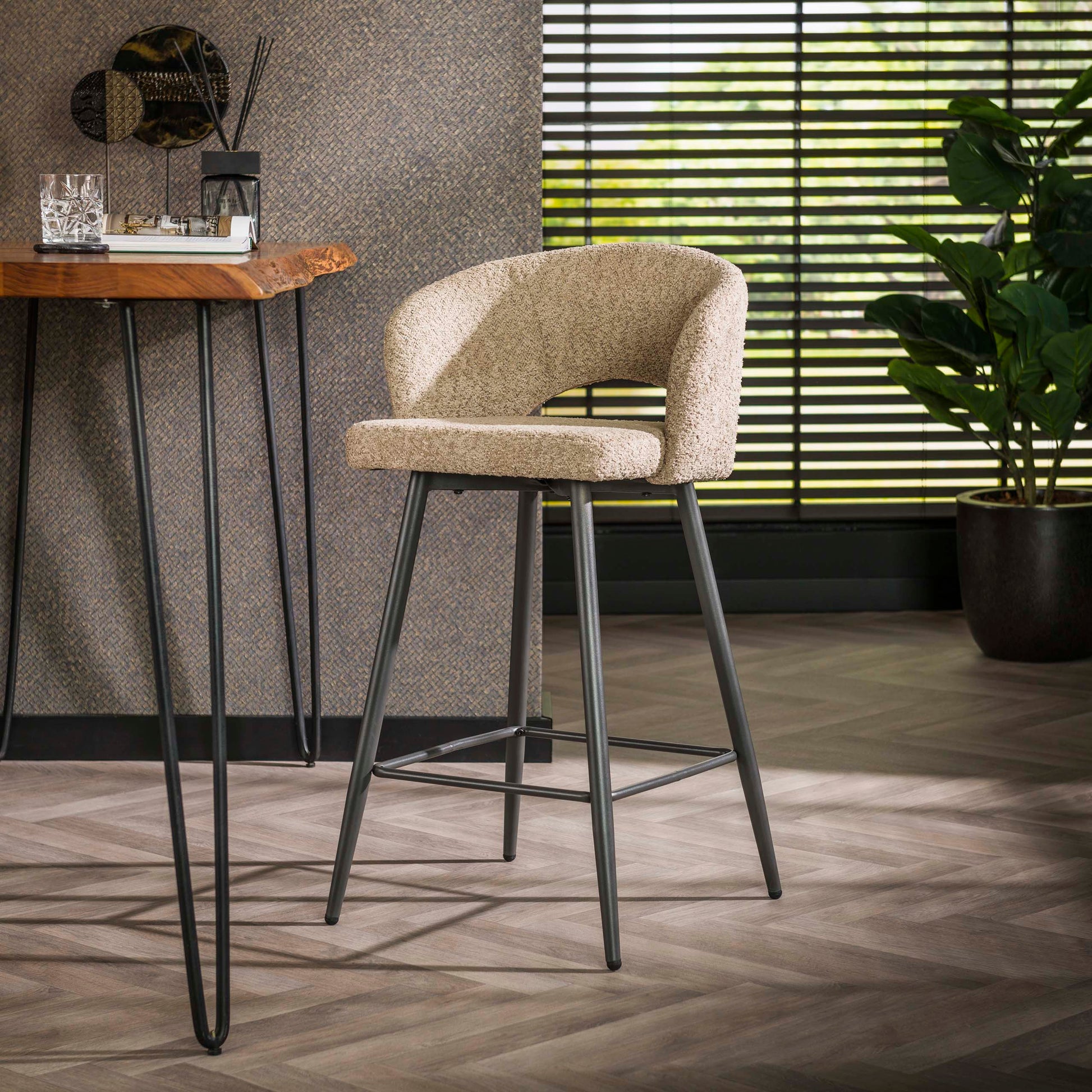 Barstoel Salon verpakt per 2 / Bouclé zand