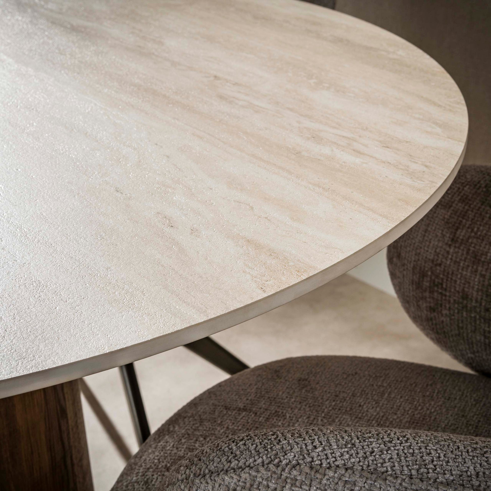 Eettafel Romano Centro rond Ø120cm / 3D keramiek travertin