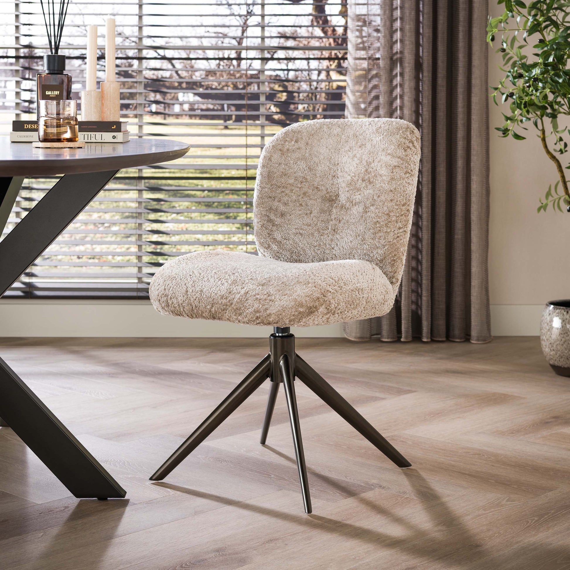 Stoel Comfort draaibaar verpakt per 2 / Alura zand-bruin