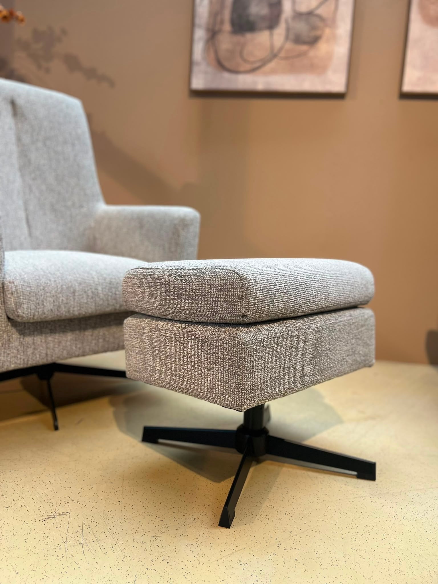 Fauteuil Wales Clay – Draaibare Relaxfauteuil met Hoge Rug (Stof Lodge)