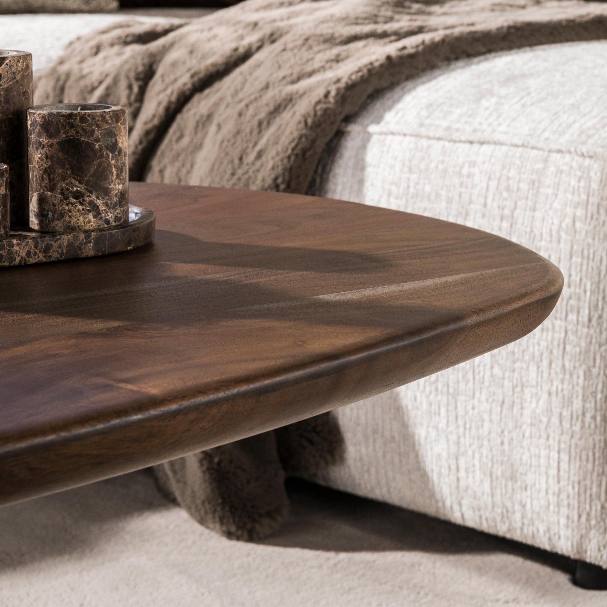 Salontafel Central 135cm / Massief acacia bruin