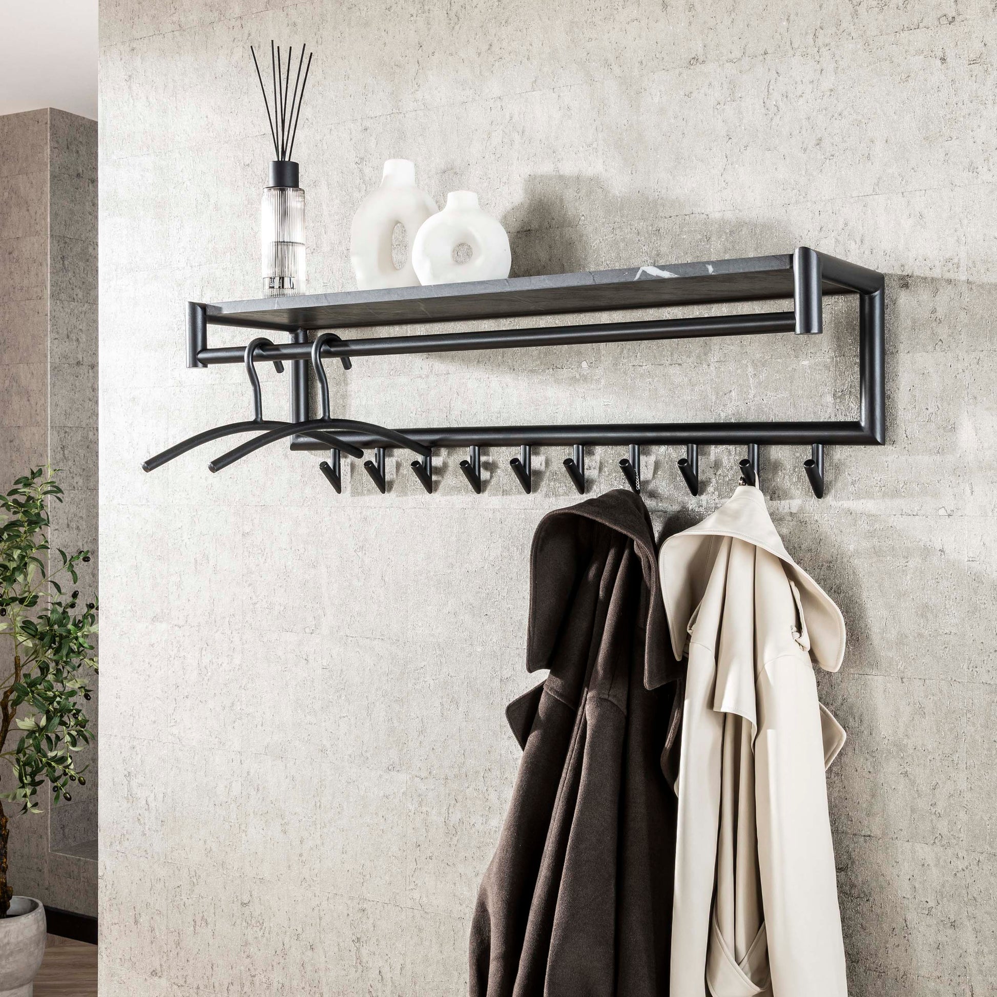 Kapstok Tenaro roede en hoedenplank 10 haken / 3D melamine graphite