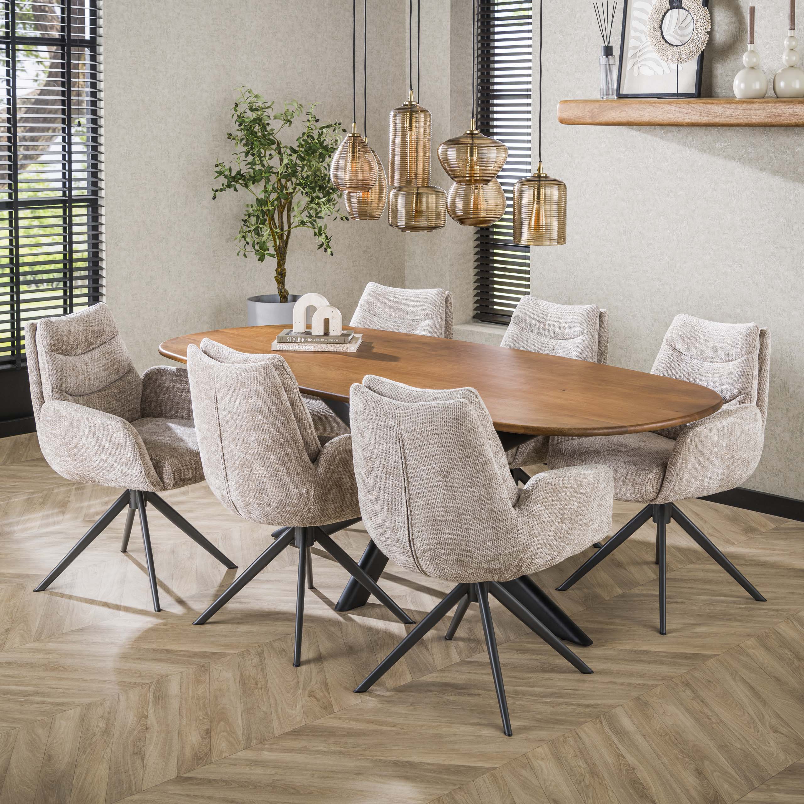 Eettafel Cliff Ovale Buis 215Cm Massief Mango Zand