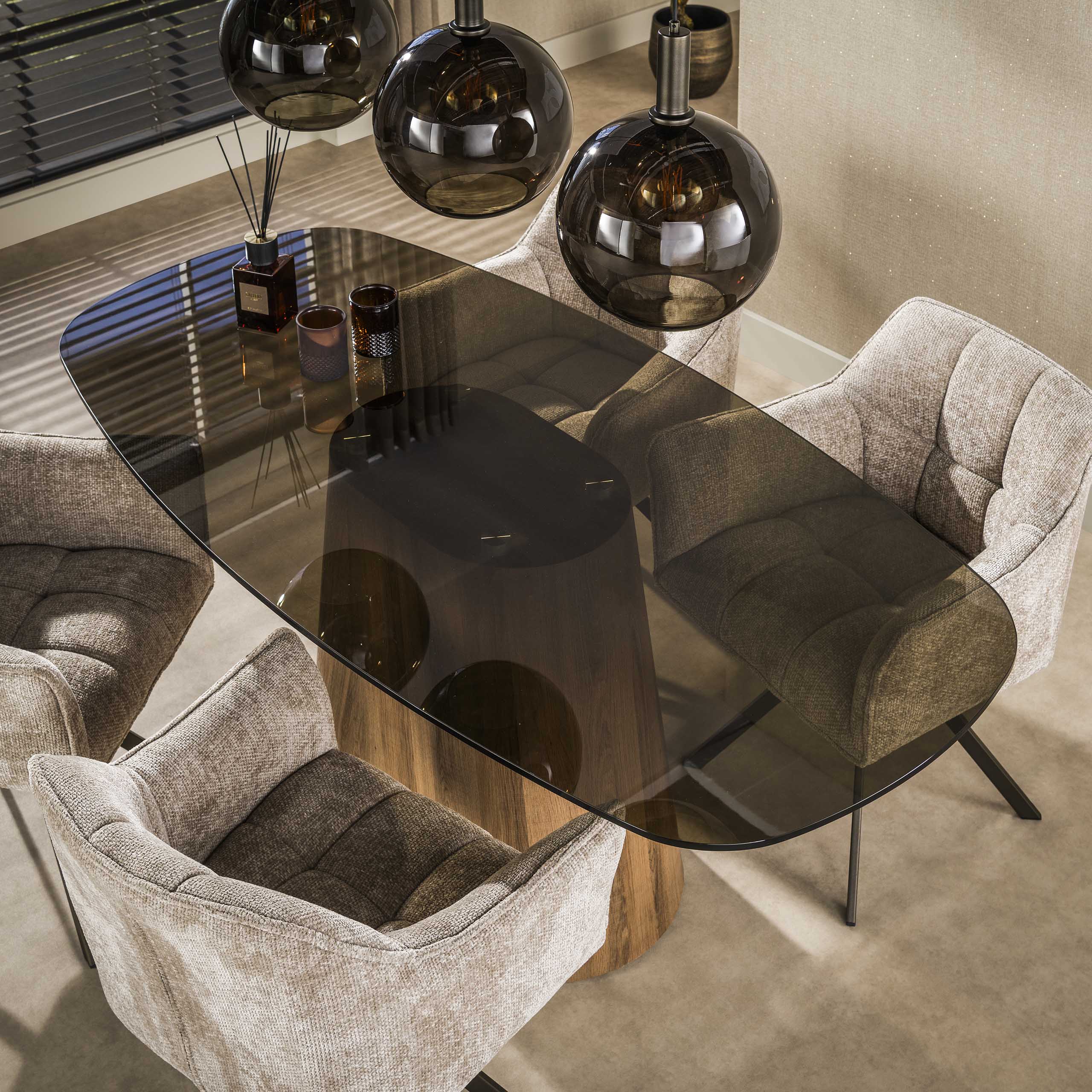 Eettafel Tinto Centro deens ovaal 215cm / Brons glas
