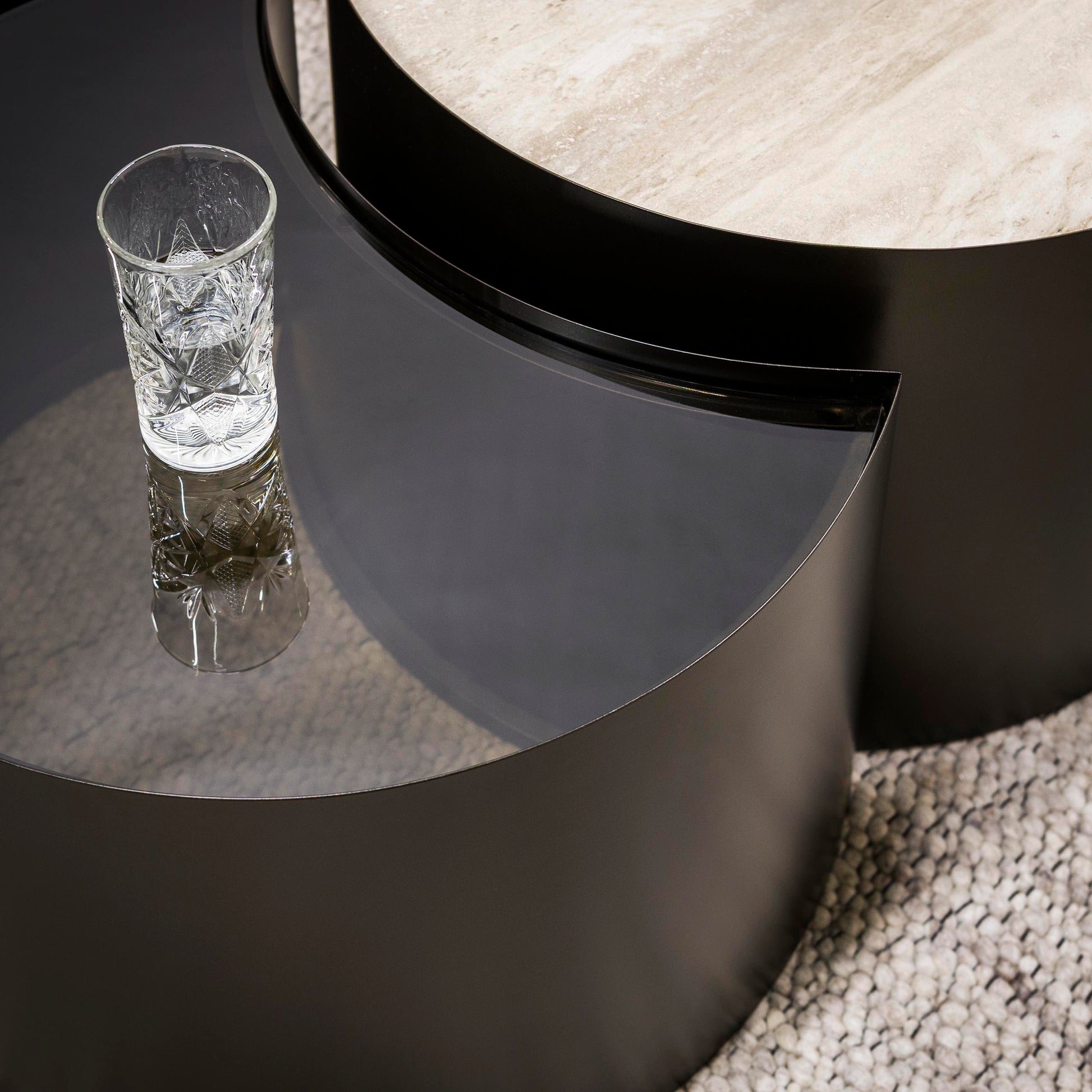 Salontafel Metal half moon set van 2 / 3D keramiek travertin
