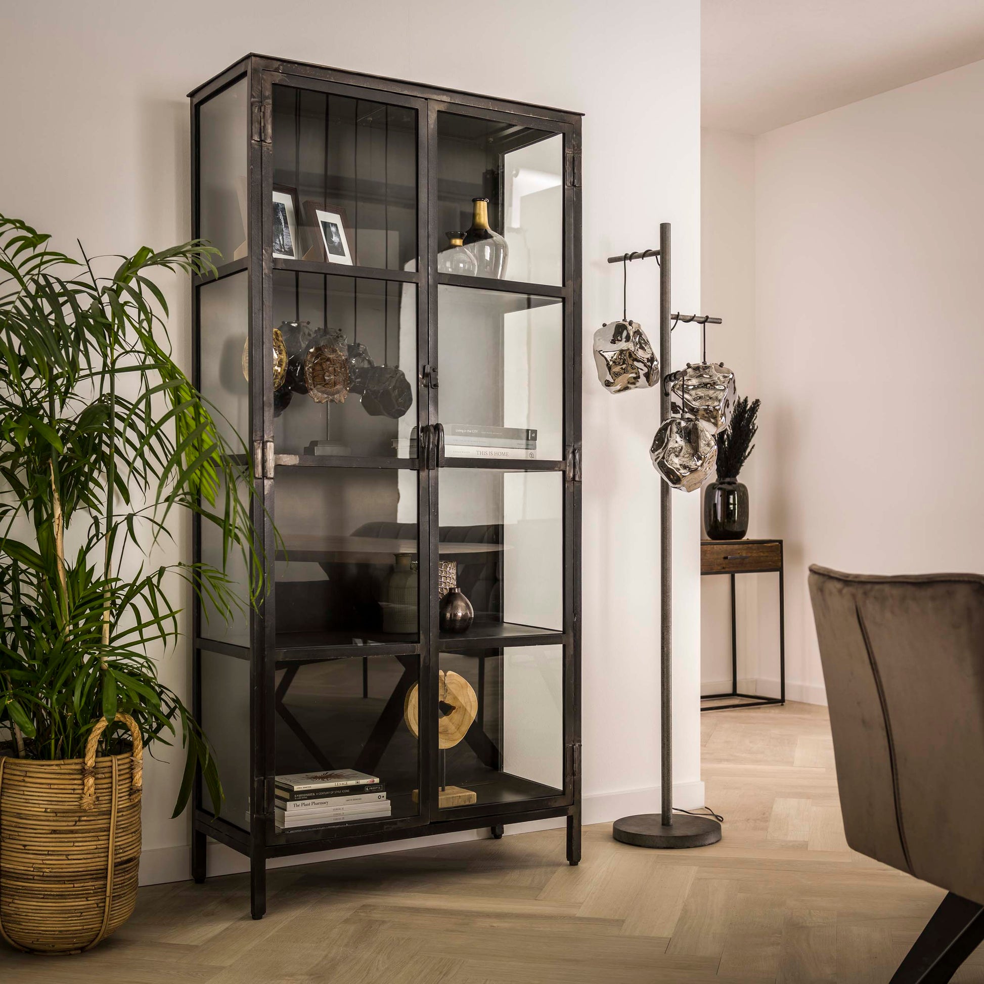 Vitrinekast Rift Metal 2 deuren / Gunmetal