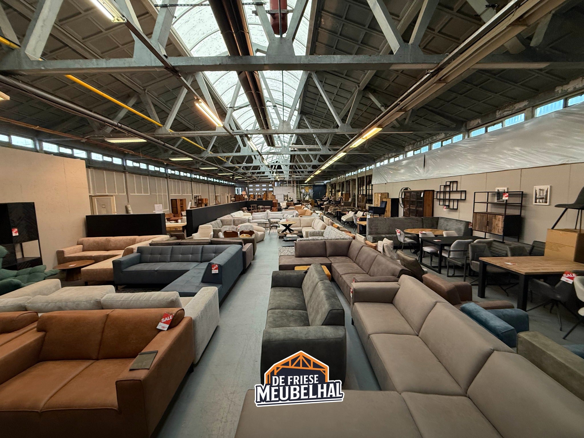 De Friese Meubeljongens