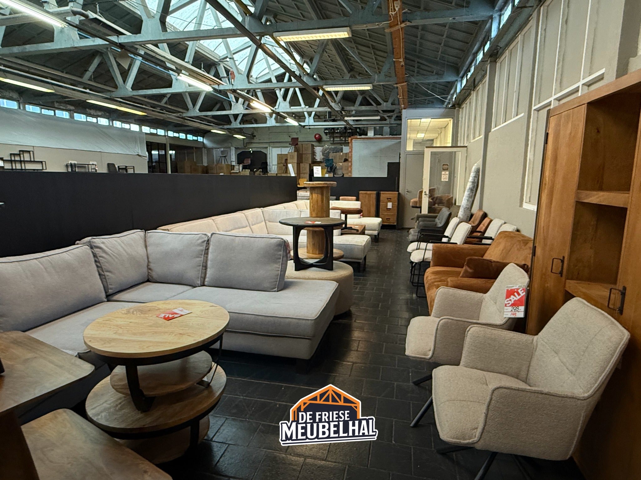 De Friese Meubeljongens