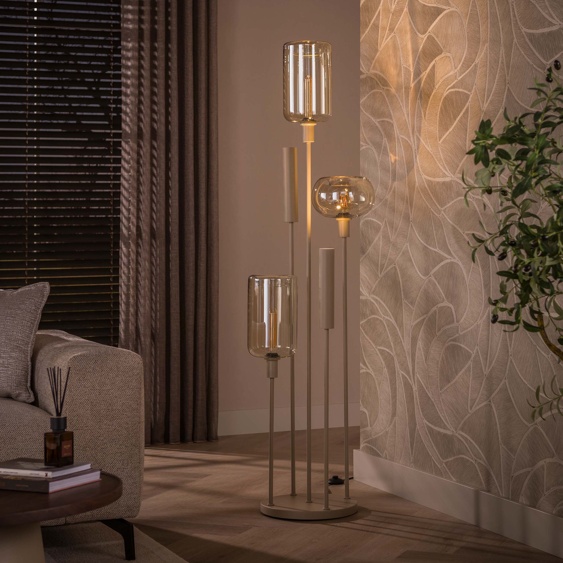 Vloerlamp Serene switch getrapt 2+3-lichts / Beige