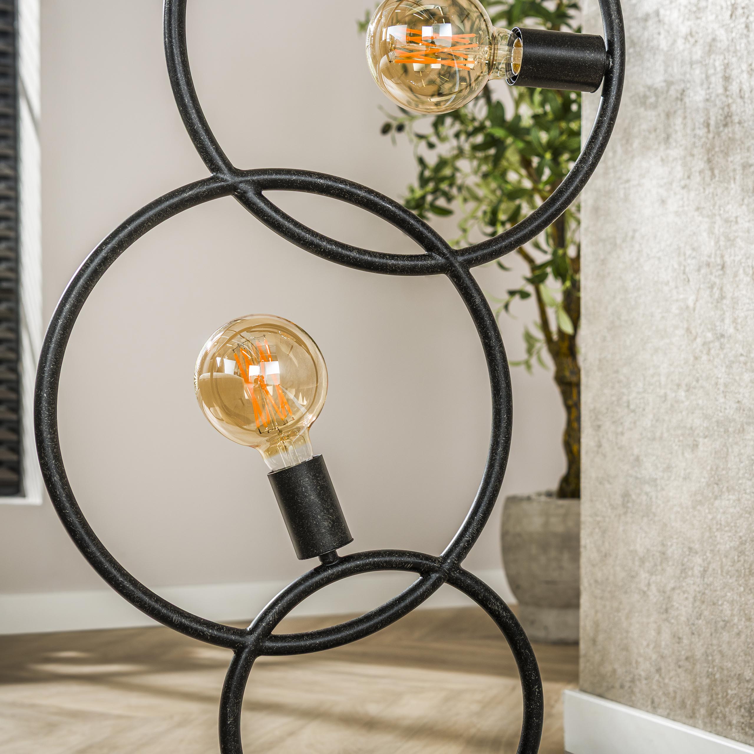 Vloerlamp Loop 3 Lichts Artic Zwart