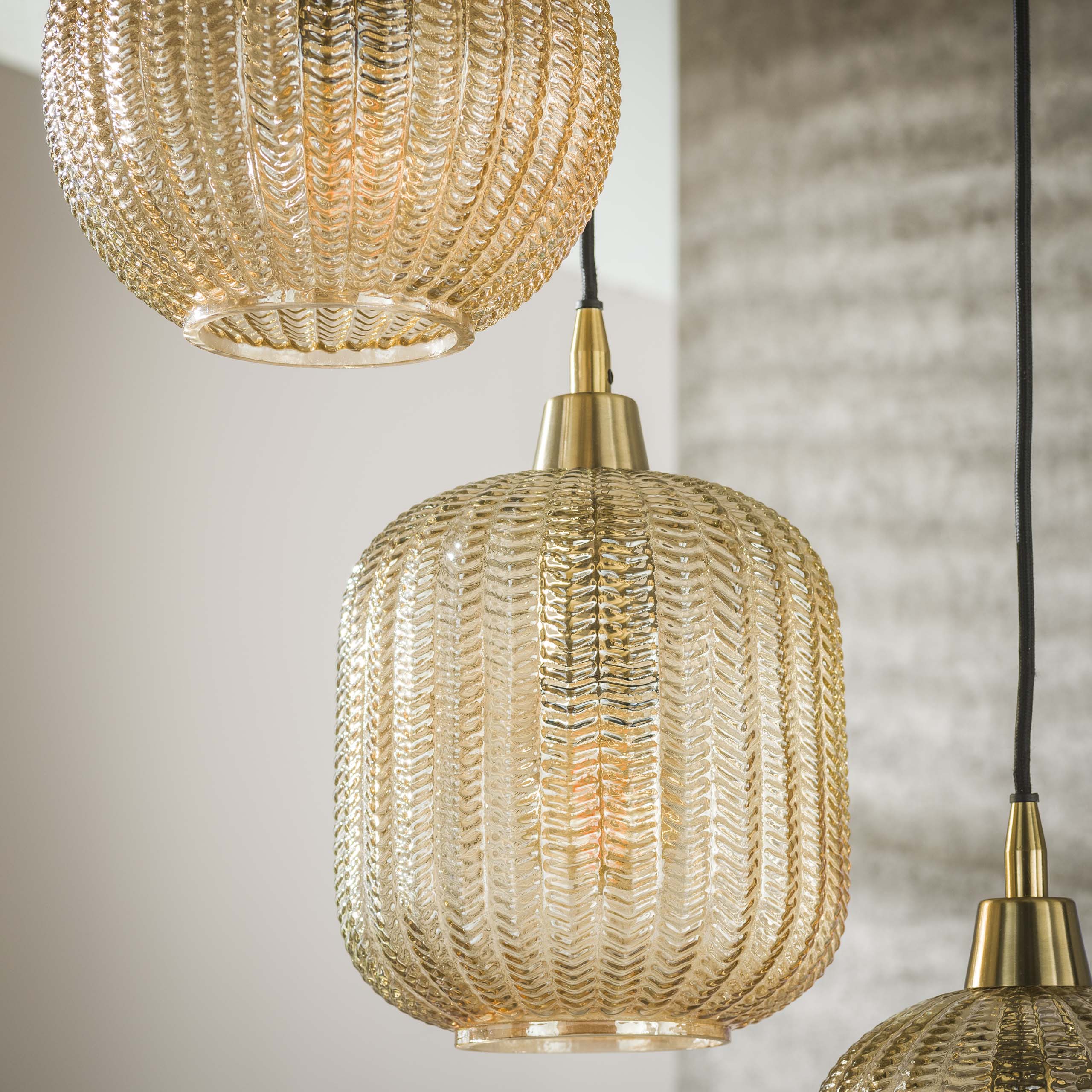 Hanglamp V Shape Getrapt 5 Lichts Amber Glas