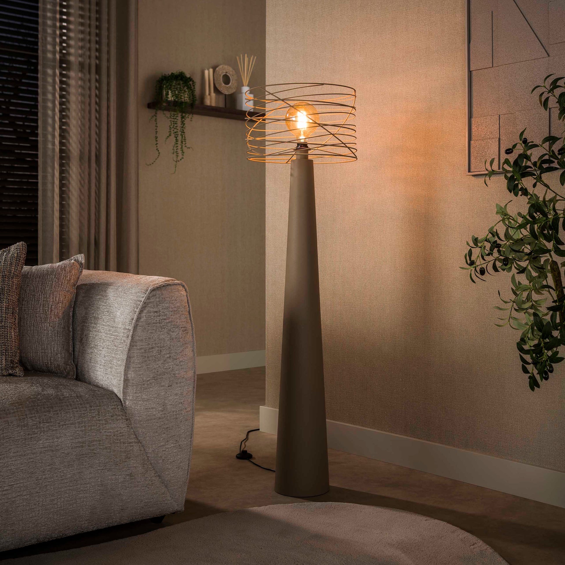 Vloerlamp Curl 1-lichts / Beige