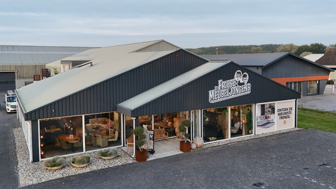 De Friese Meubeljongens