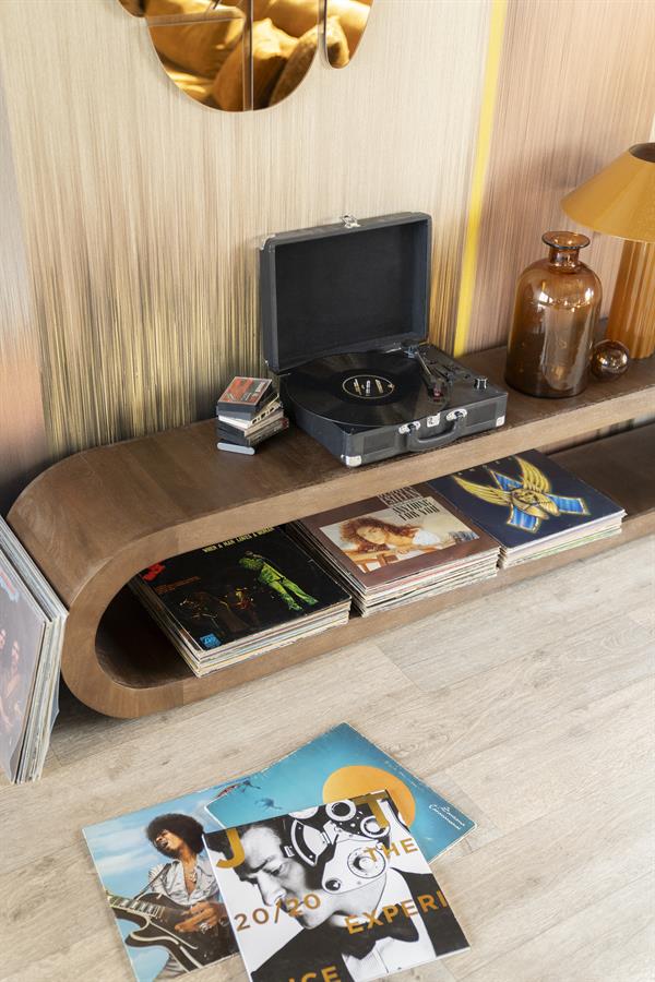 Cabinets TV cabinet Elora 200x30x40 – bruin | By Boo