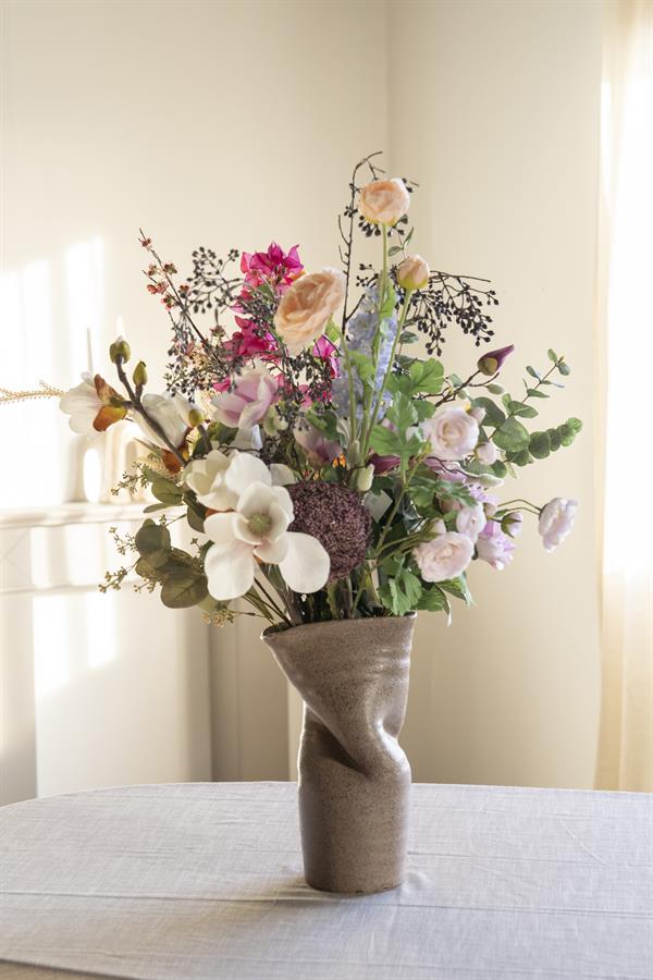 Pottery and vases Songa large 20x20x35,5 – bruin | By Boo