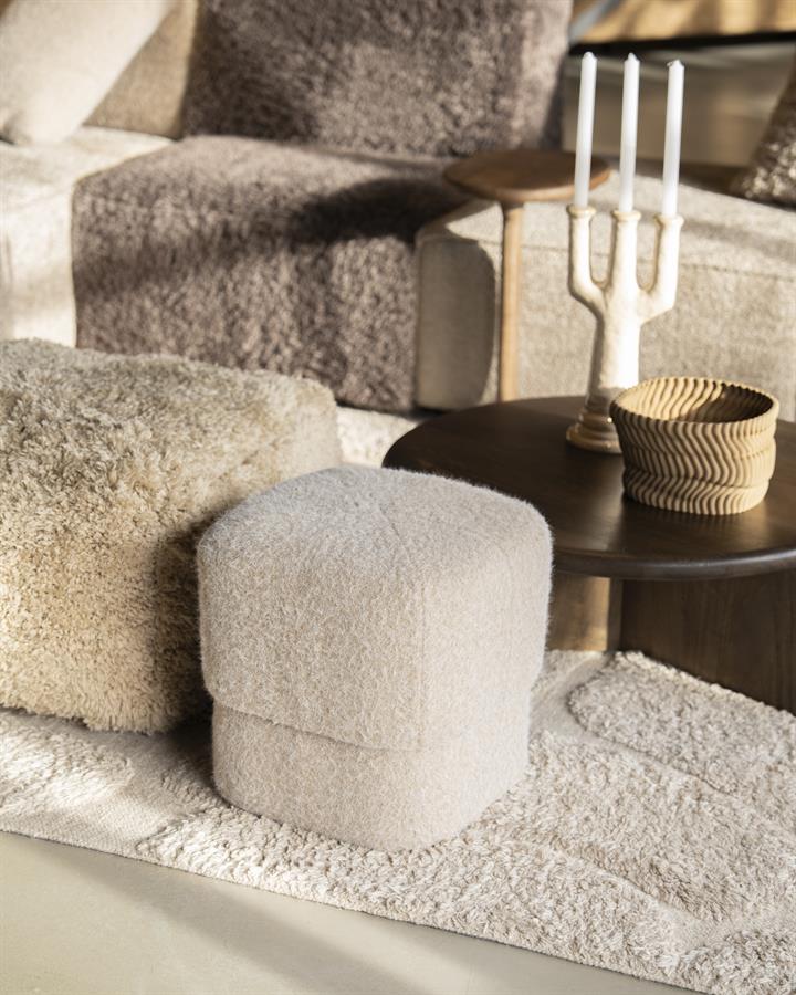 Poufs and stools Stool Kelso 40x40x40 – taupe | By Boo