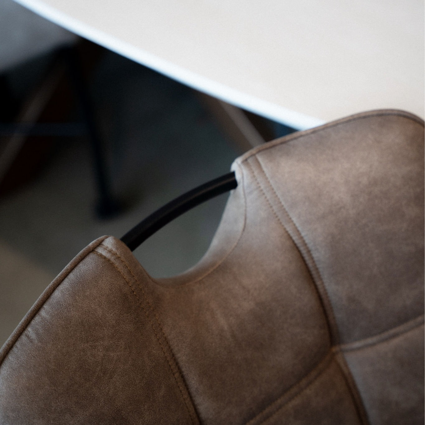 Eetkamerstoel Verona - Brace 35  Taupe - Microstof / Eetkamerstoel met armleuning