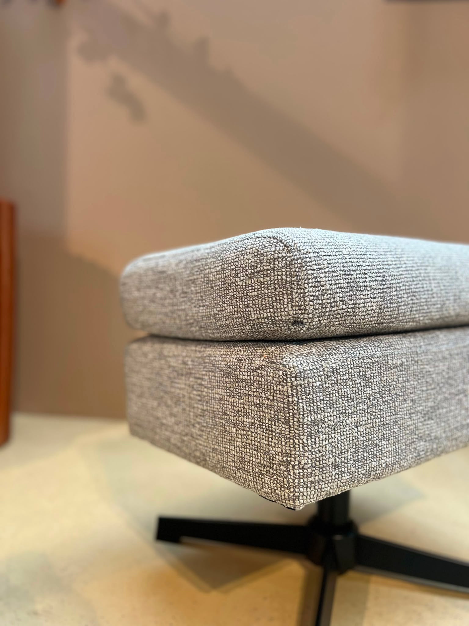Fauteuil Wales Clay – Draaibare Relaxfauteuil met Hoge Rug (Stof Lodge)