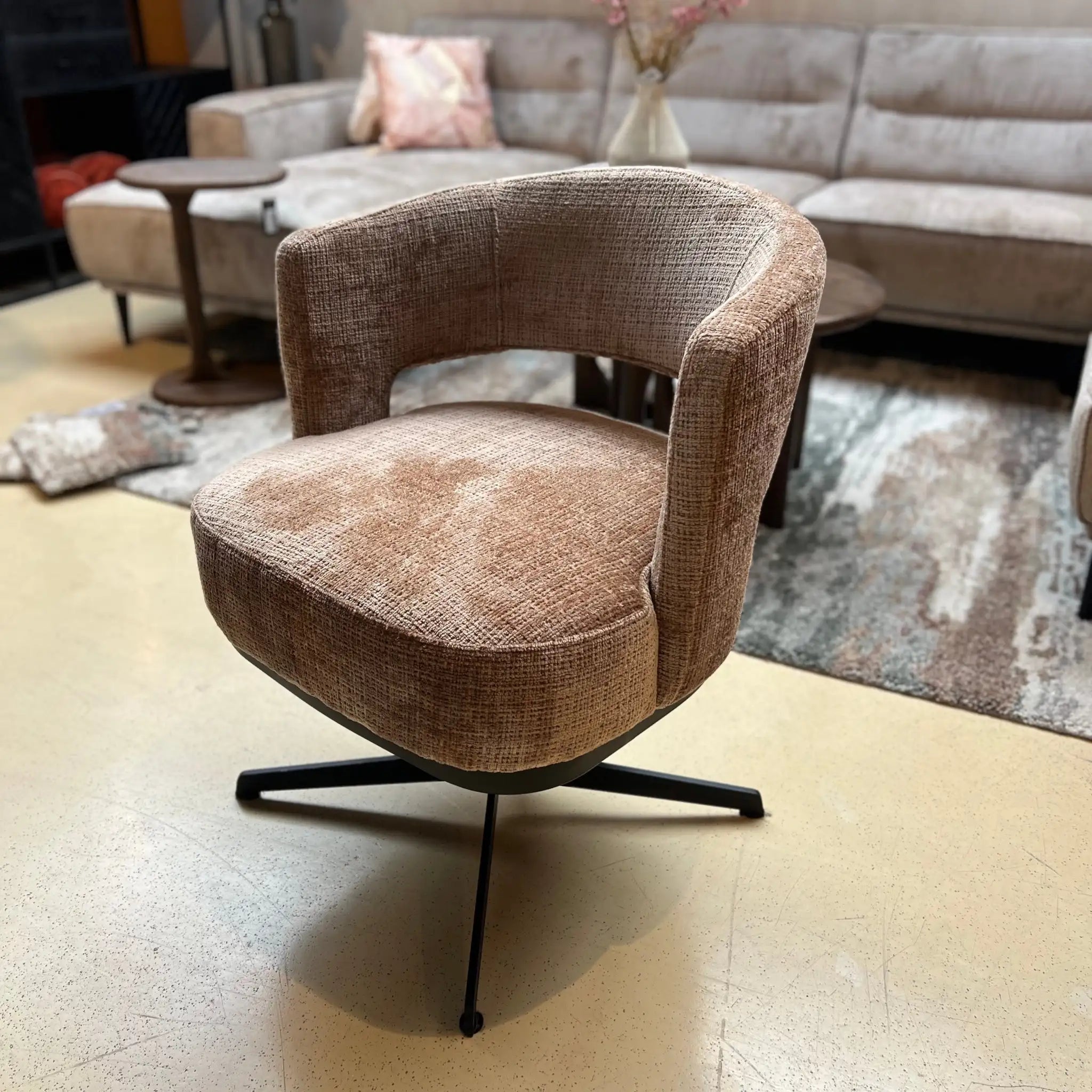 Eetkamerstoel-Bruce-Cinnamon-De-Friese-Meubeljongens