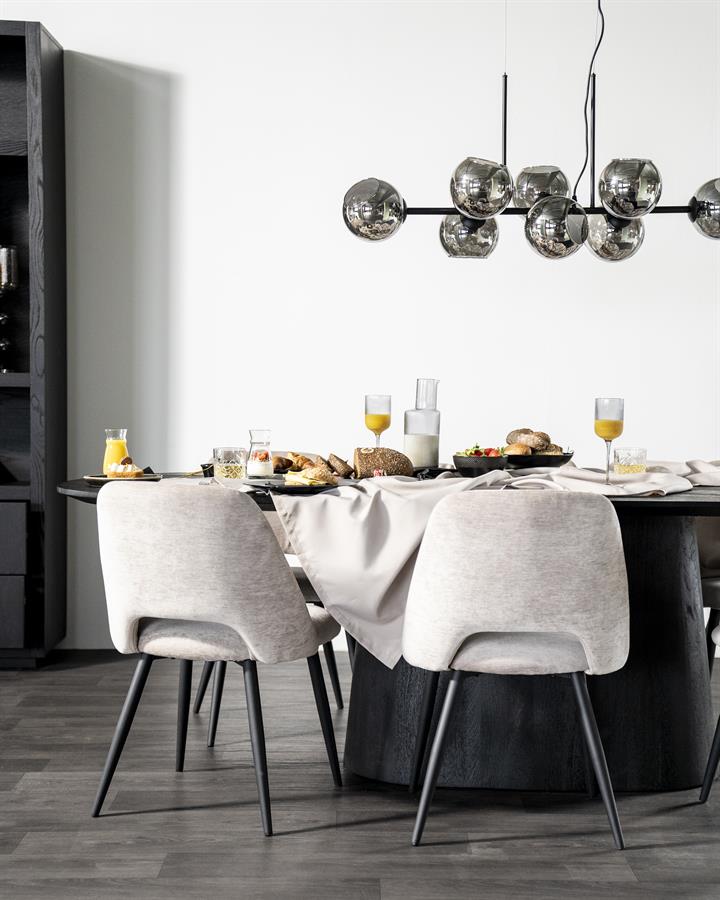 Eettafel Aron ovaal 300x110 - zwart