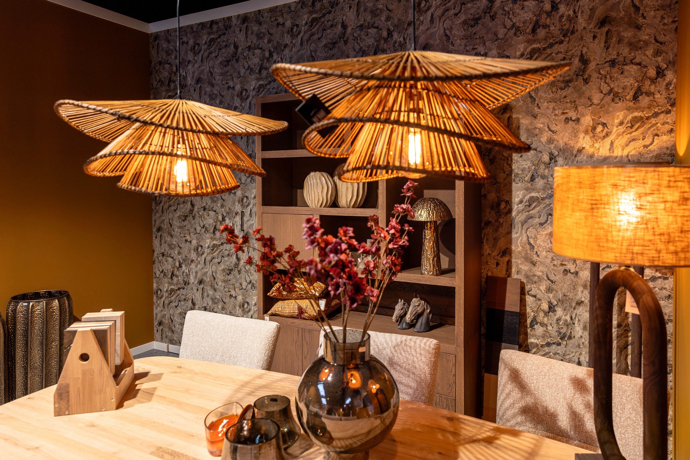 De Friese Meubeljongens